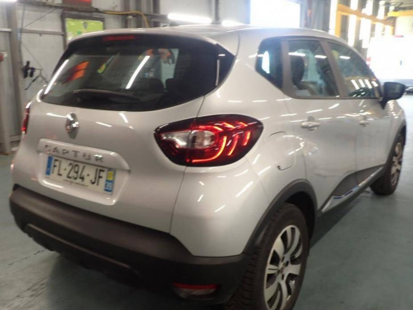 RENAULT - CAPTUR BUSINESS - #183117 - 11