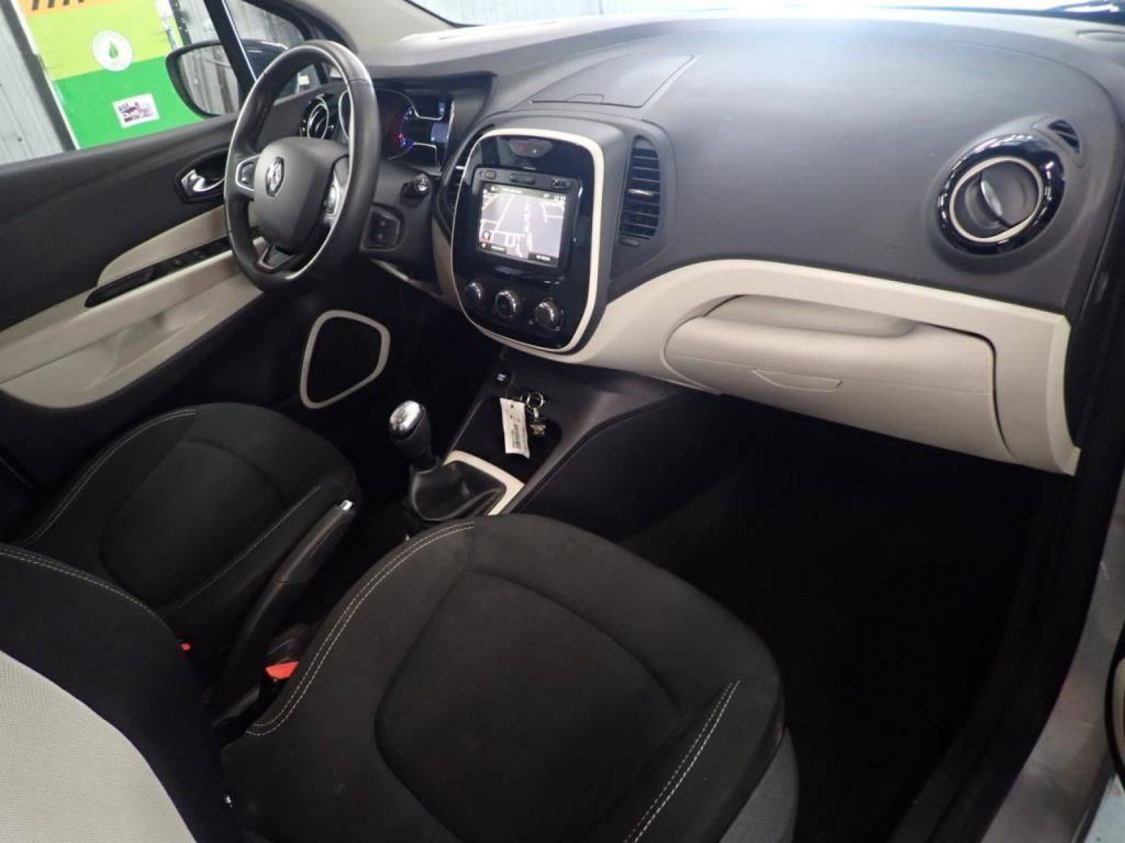 RENAULT - CAPTUR BUSINESS - #183117 - 2