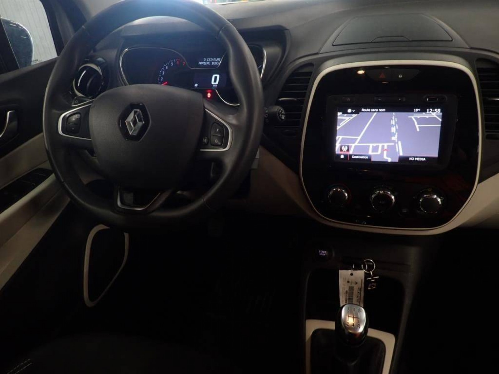 RENAULT - CAPTUR BUSINESS - #183117 - 3