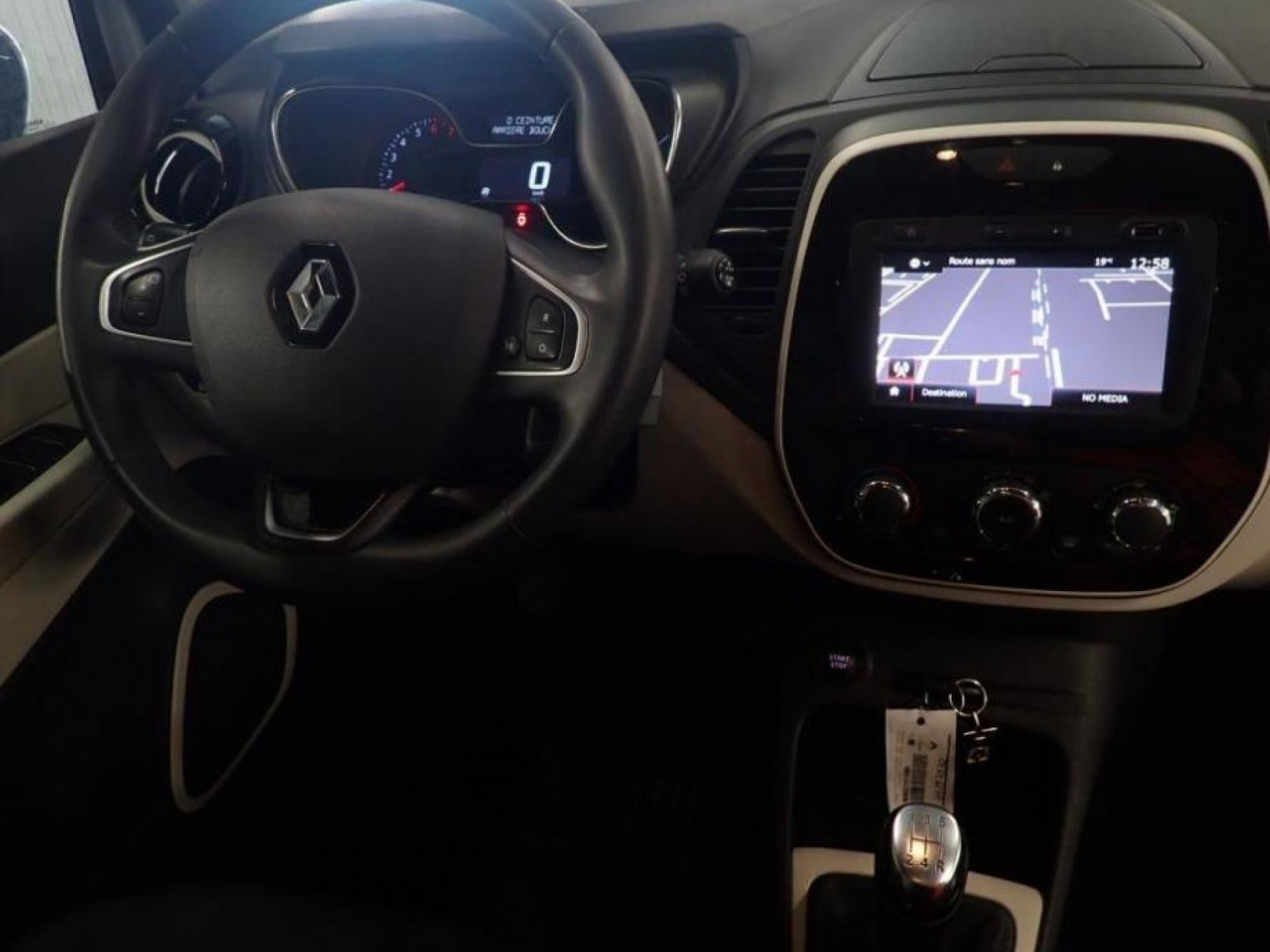 RENAULT - CAPTUR BUSINESS - #183117 - 13
