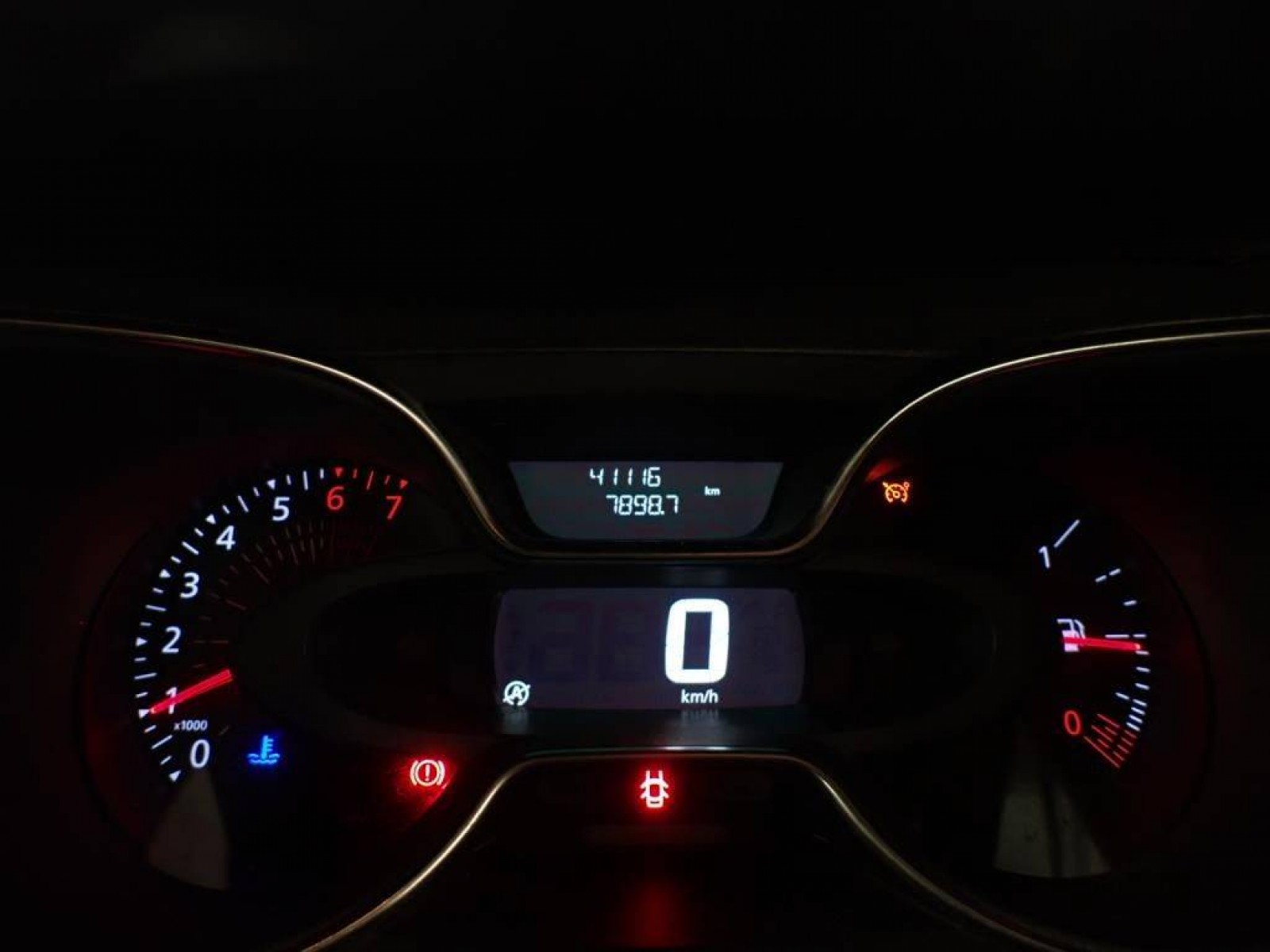 RENAULT - CAPTUR BUSINESS - #183117 - 7