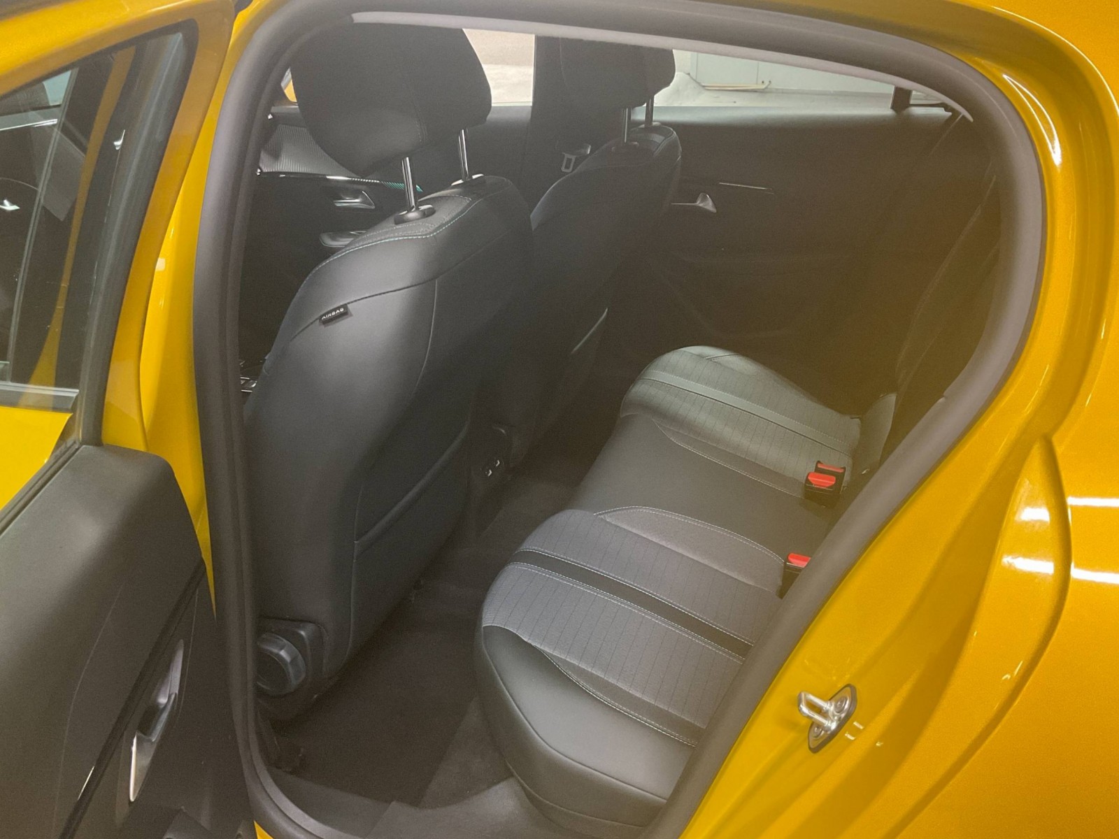 PEUGEOT - 208 - #183147 - 30