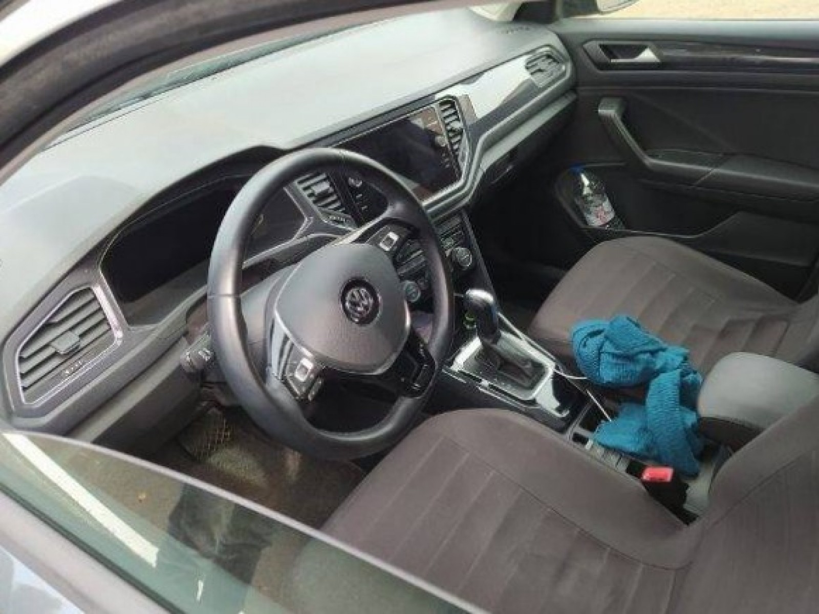 VOLKSWAGEN - T-ROC - #183101 - 5