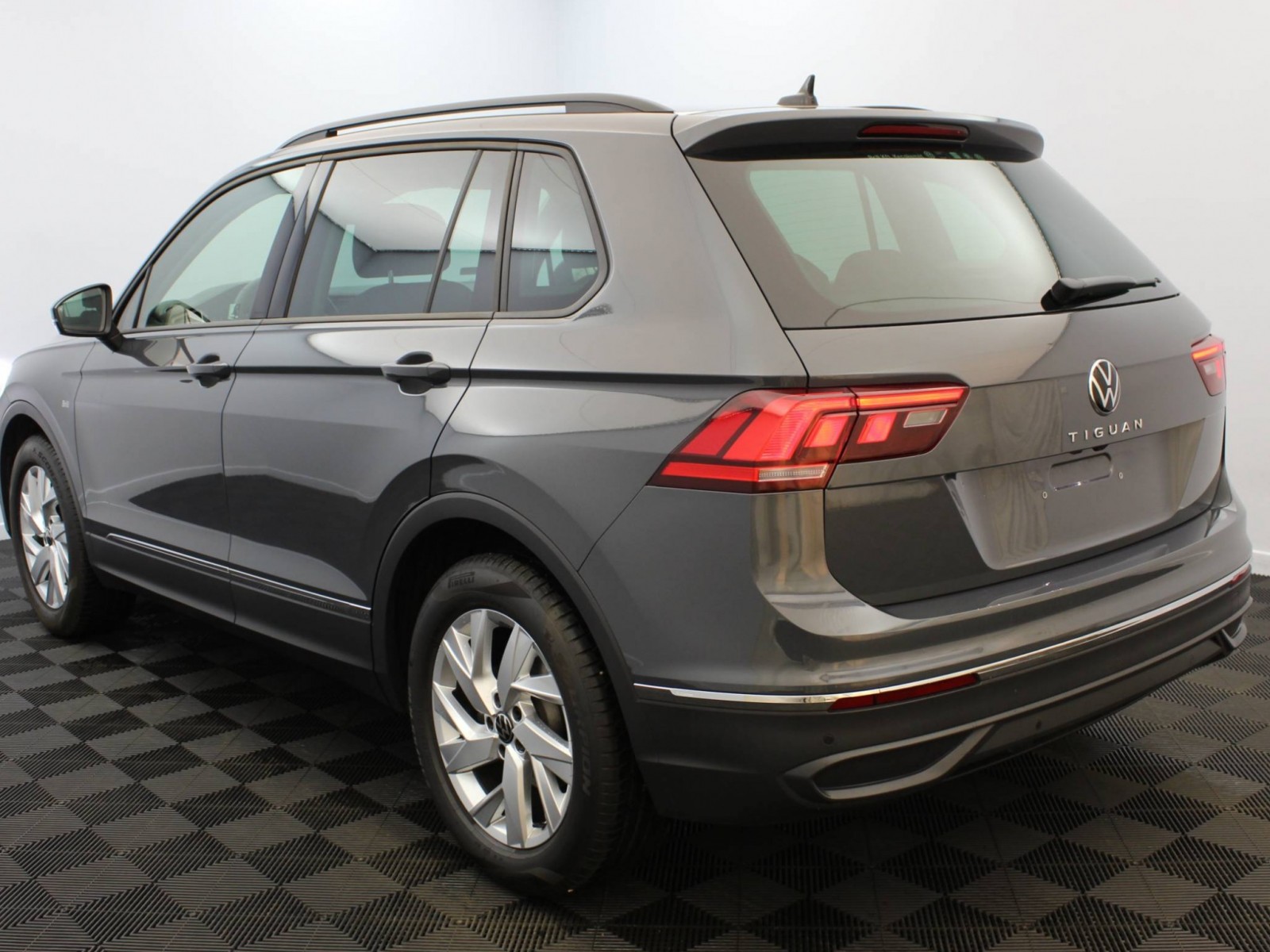 VOLKSWAGEN - TIGUAN - #168930 - 2
