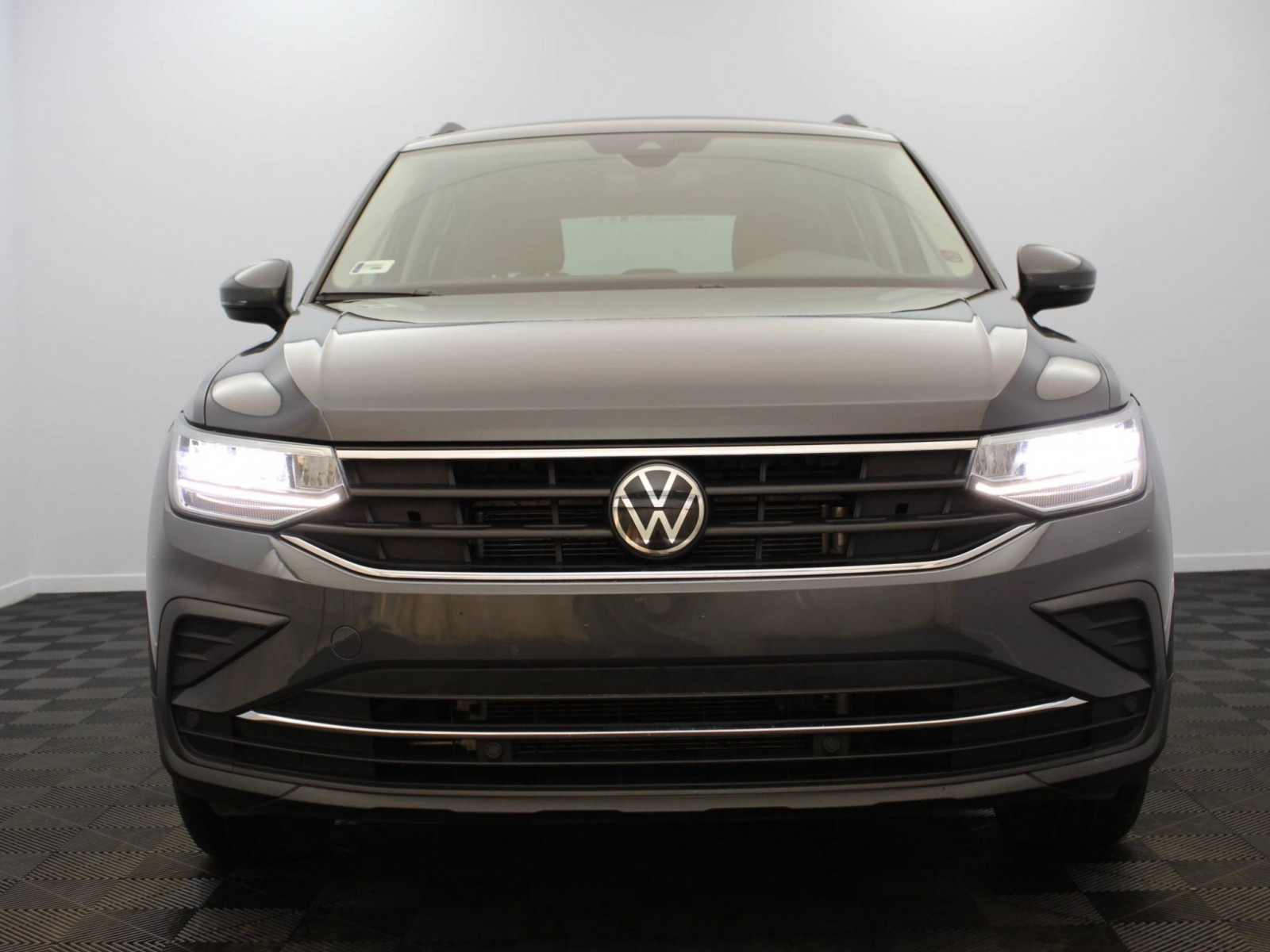 VOLKSWAGEN - TIGUAN - #168930 - 4