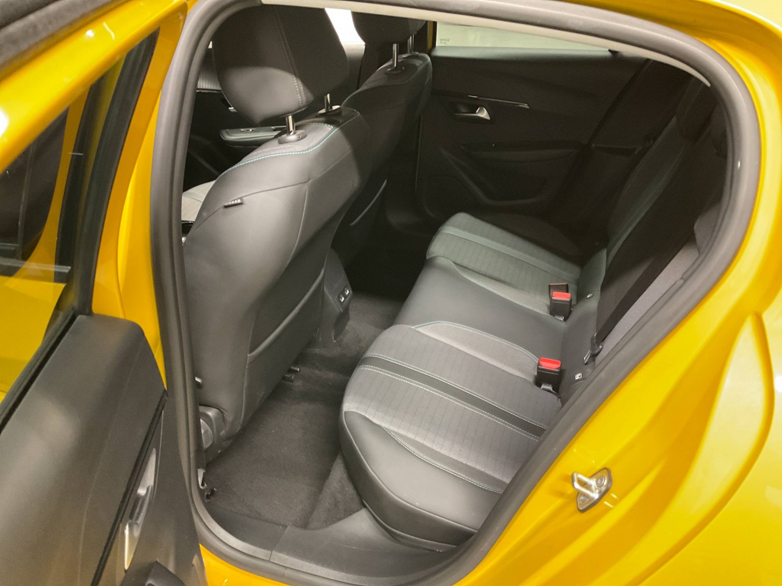 PEUGEOT - 208 - #183197 - 13