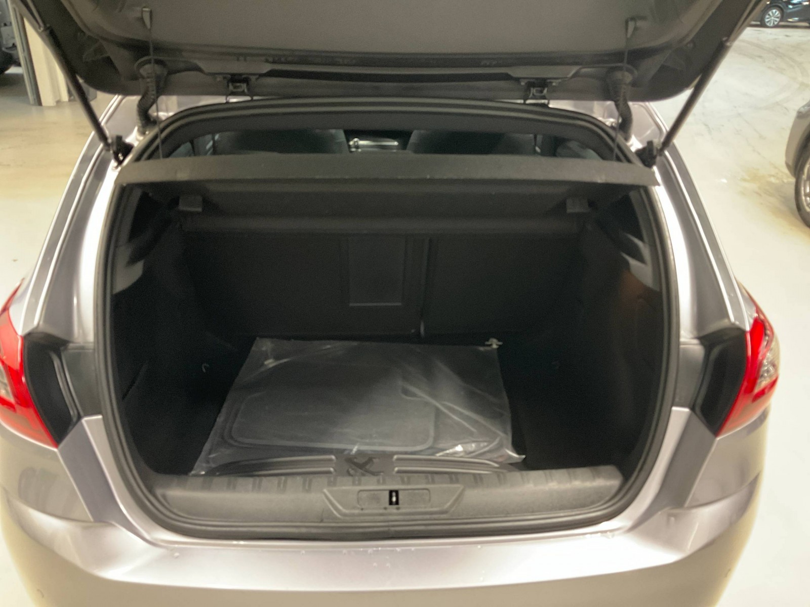 PEUGEOT - 308 - #183199 - 12
