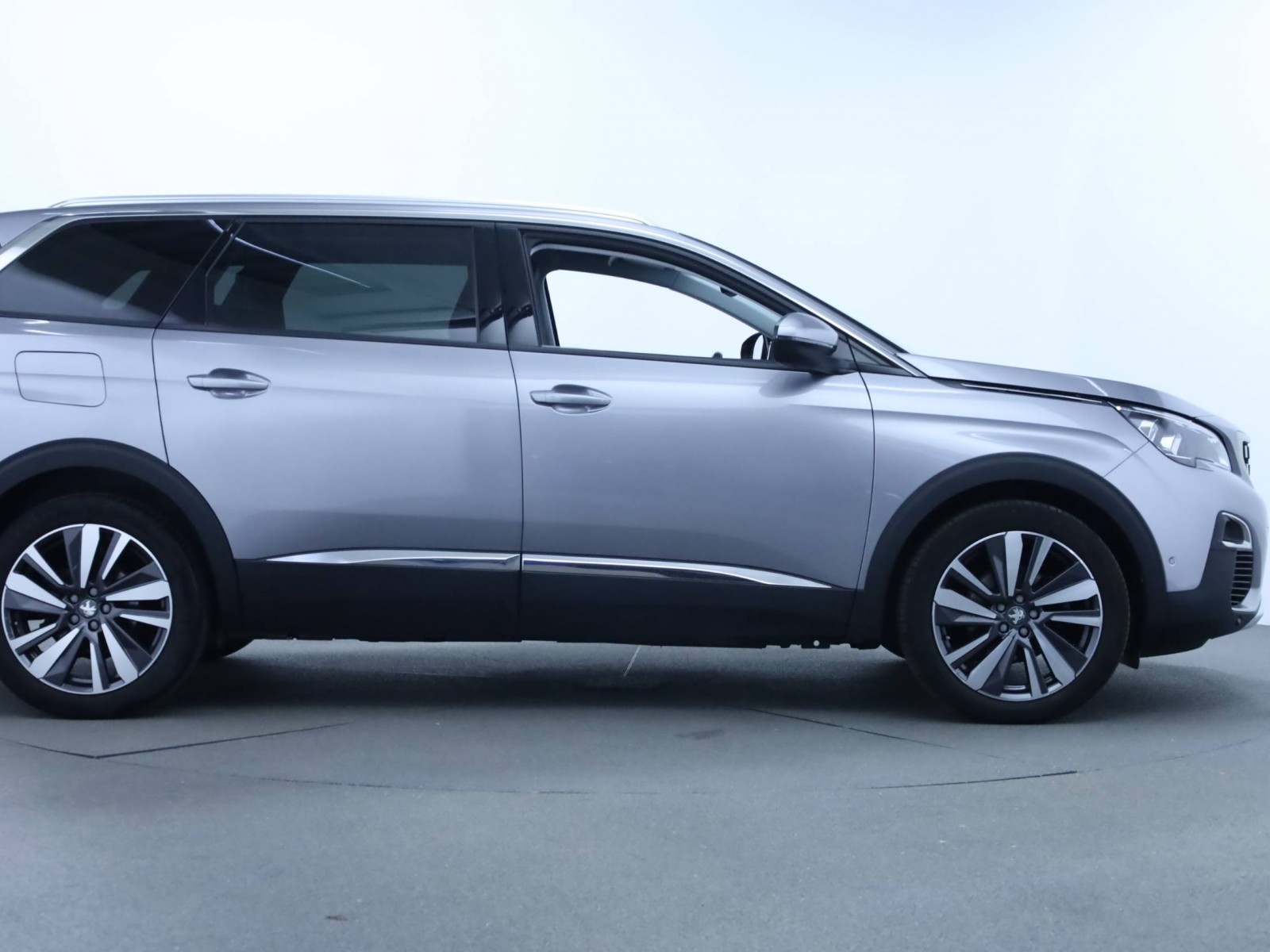 PEUGEOT - 5008 - #183200 - 4