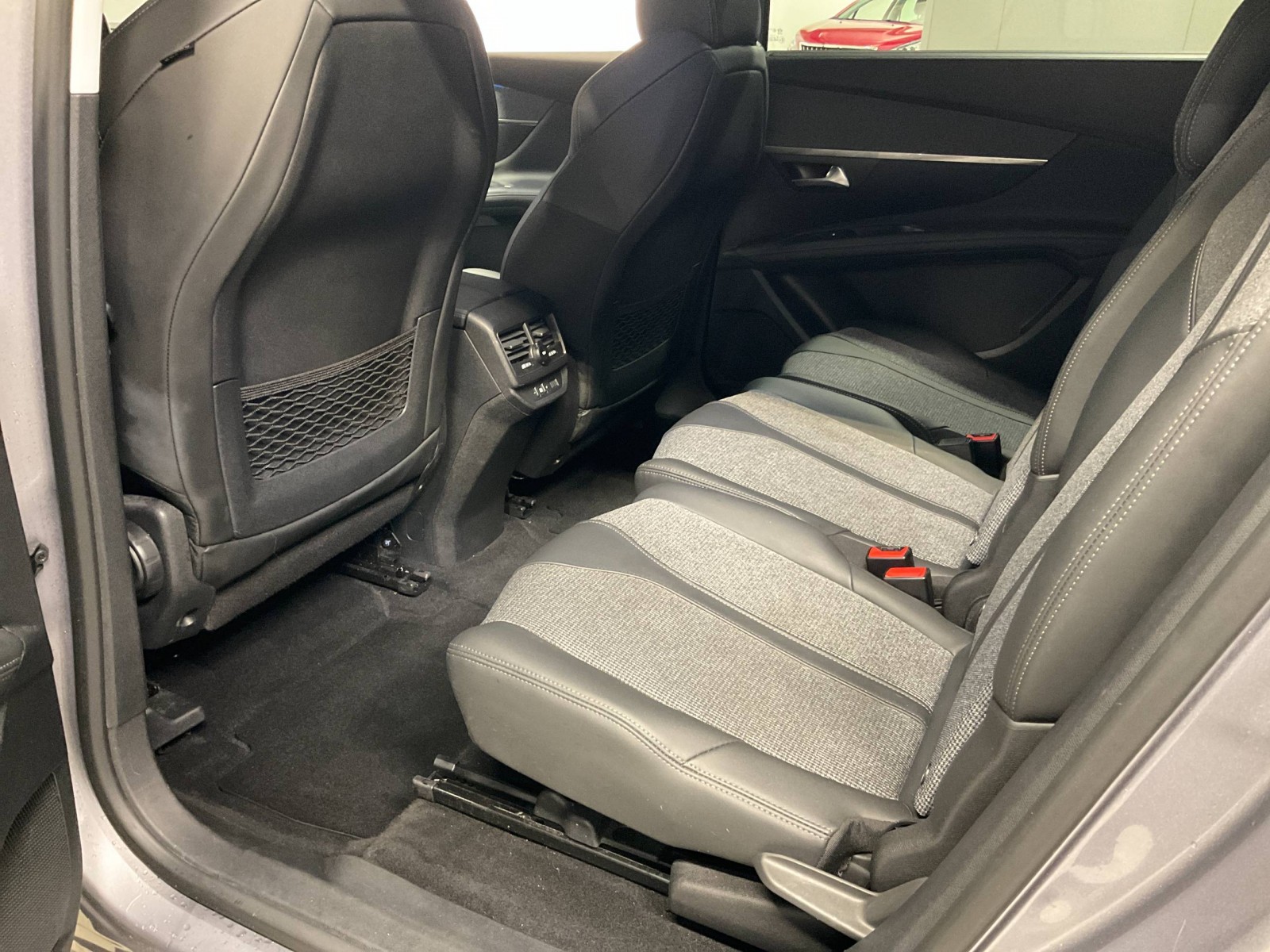PEUGEOT - 5008 - #183200 - 13