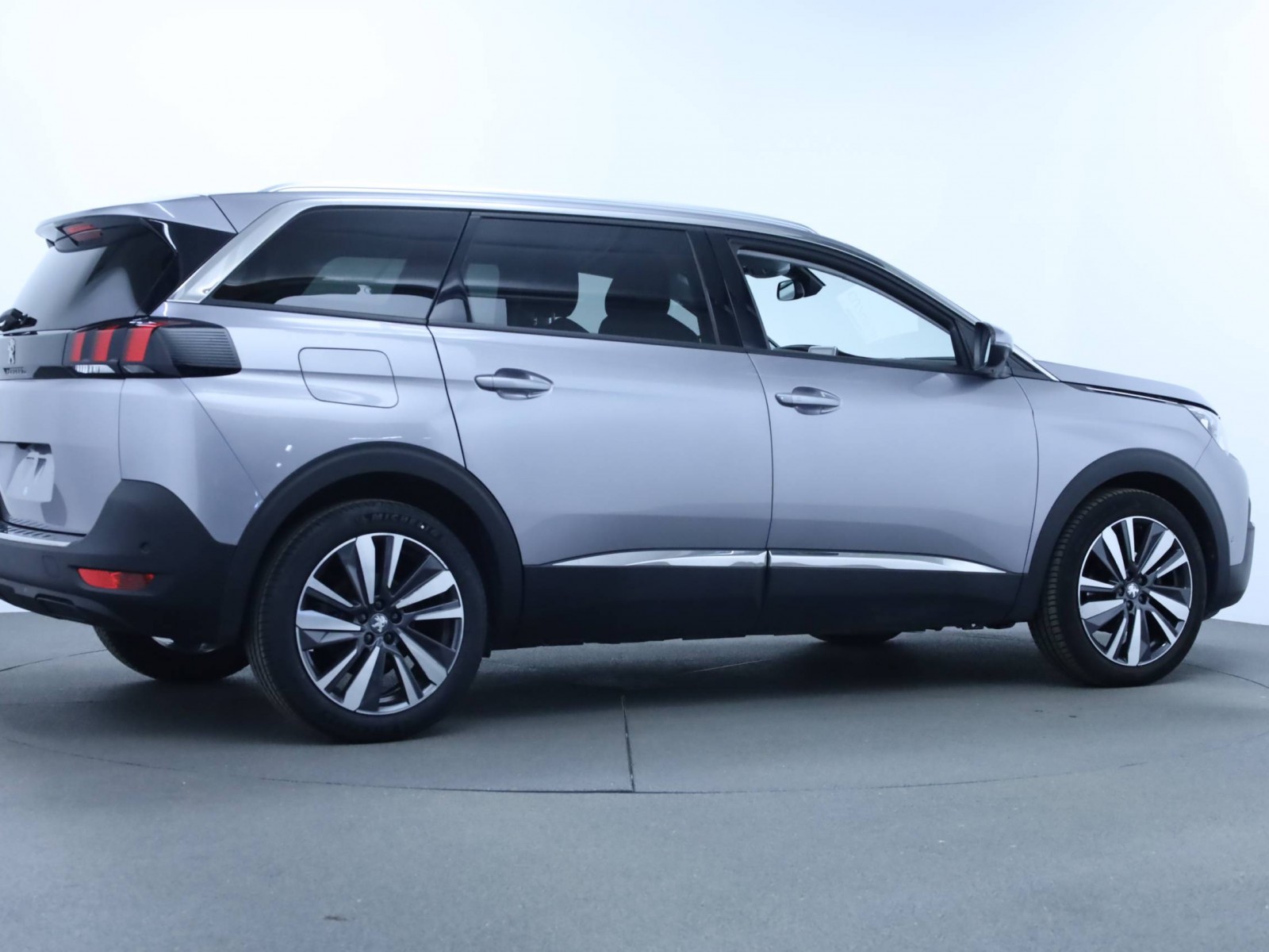PEUGEOT - 5008 - #183201 - 5