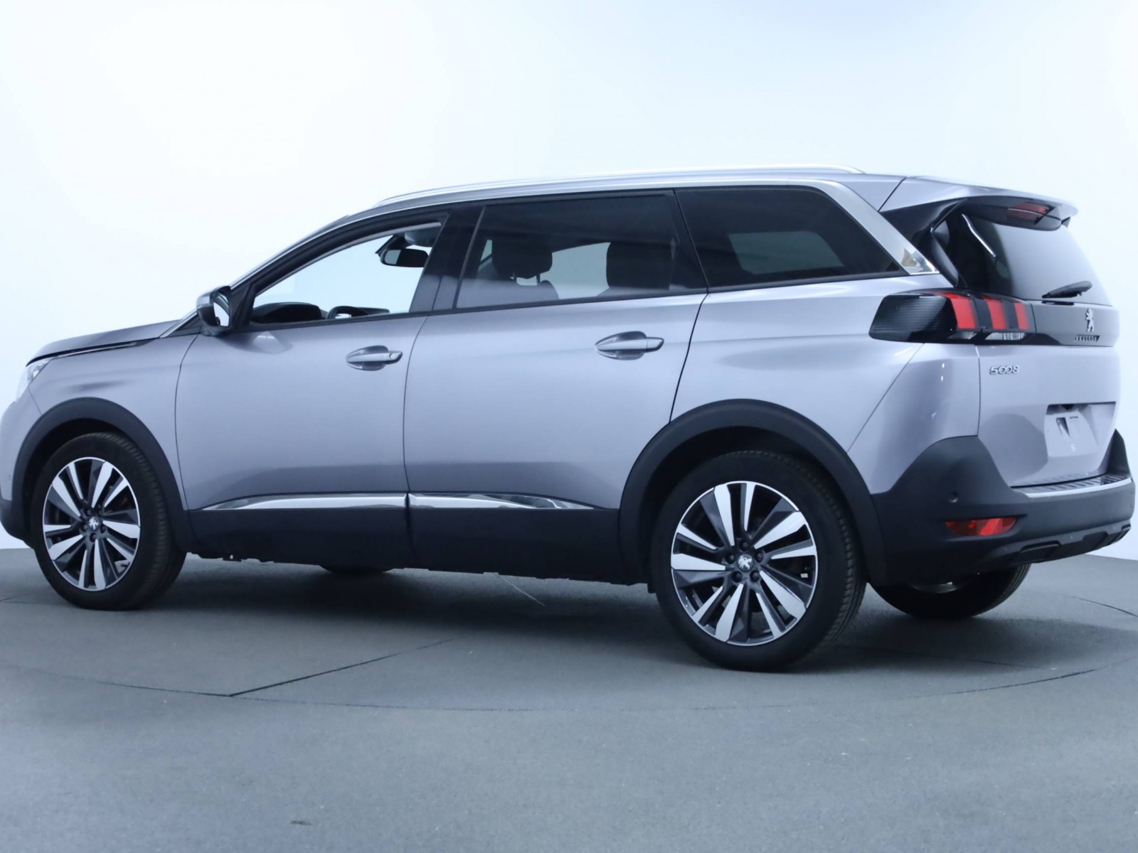 PEUGEOT - 5008 - #183201 - 9