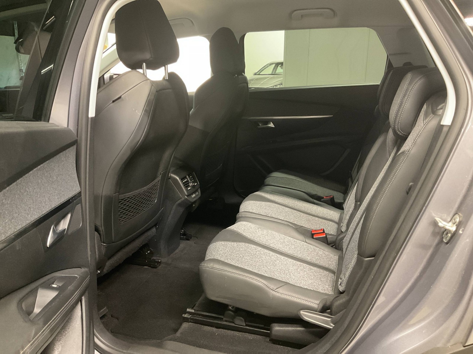 PEUGEOT - 5008 - #183201 - 13