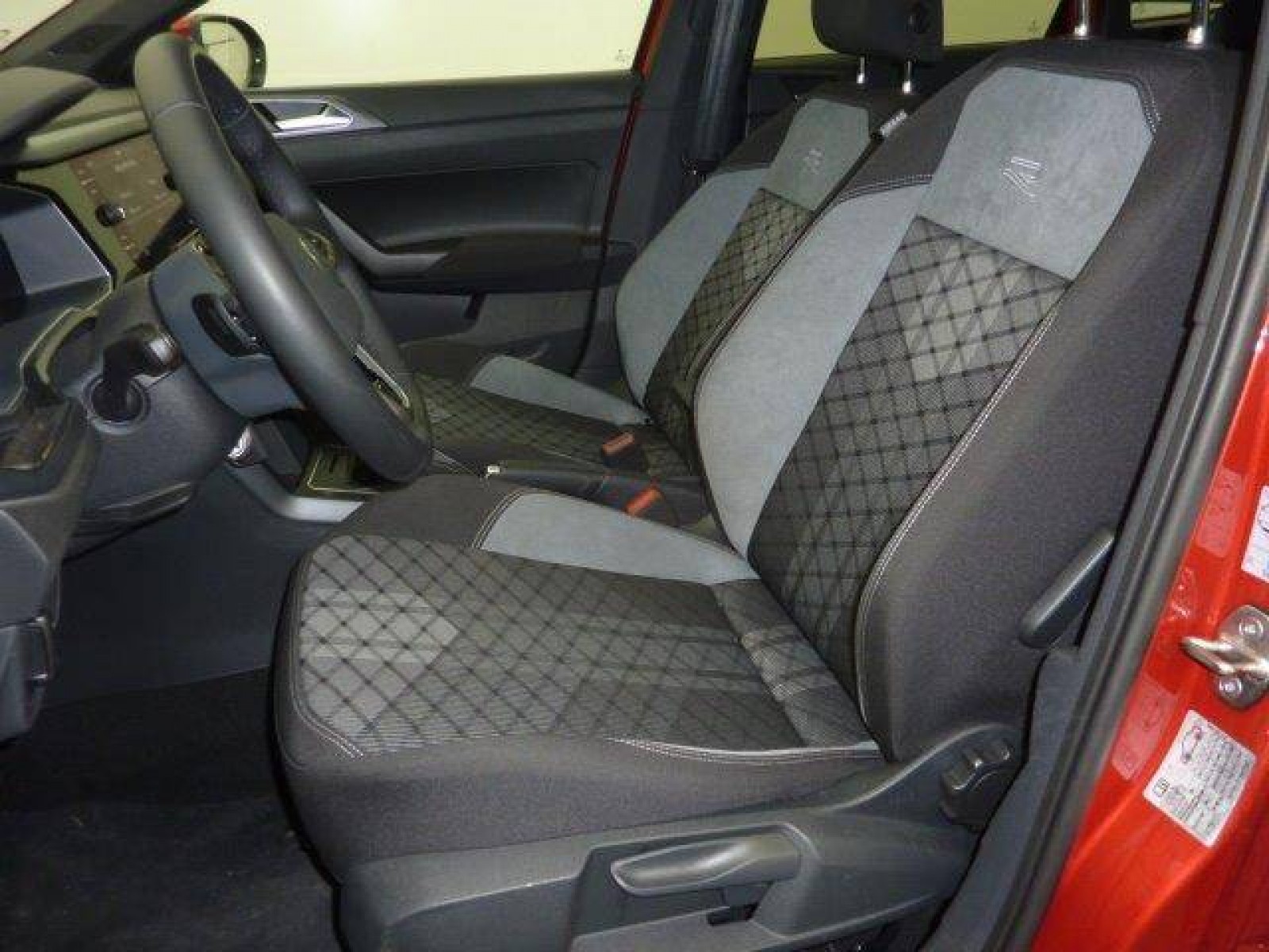 VOLKSWAGEN - TAIGO - #182633 - 7