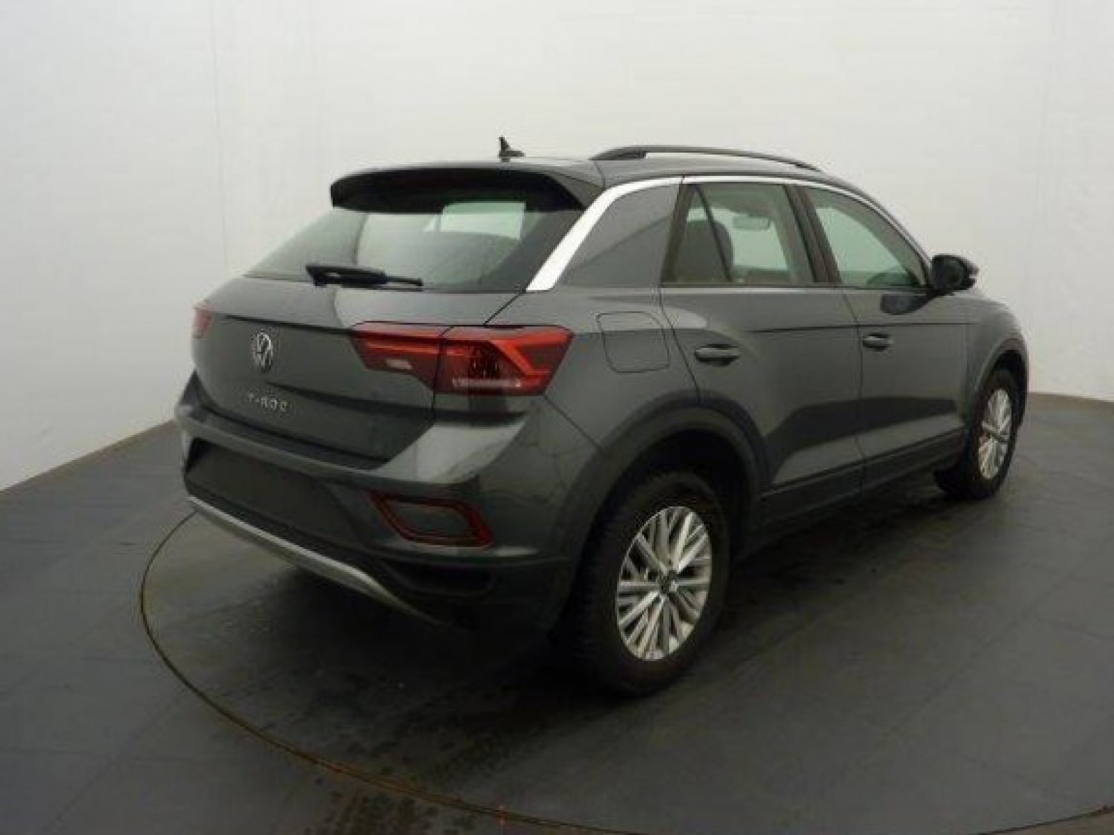 VOLKSWAGEN - T-ROC - #182538 - 18