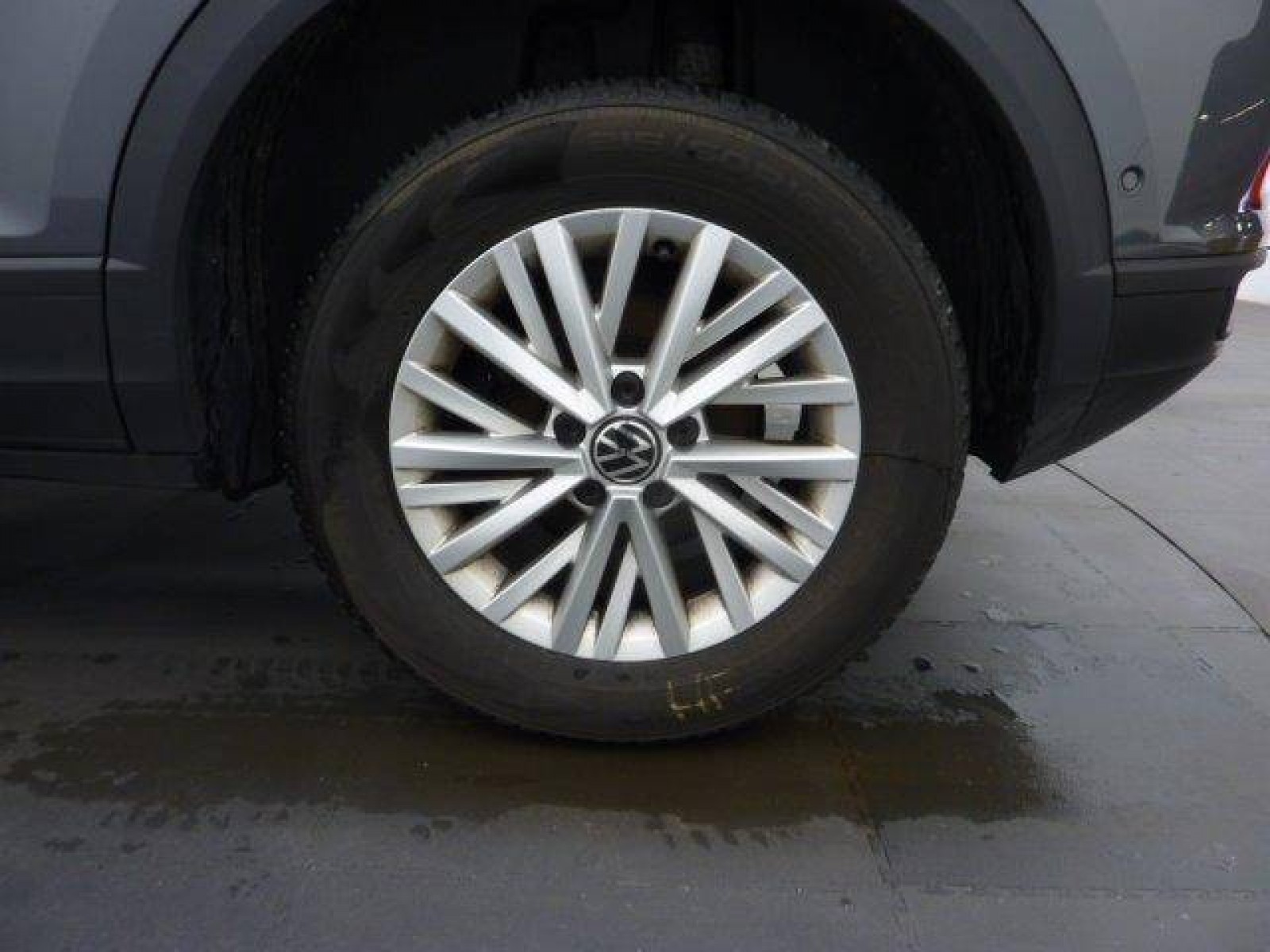 VOLKSWAGEN - T-ROC - #182538 - 6