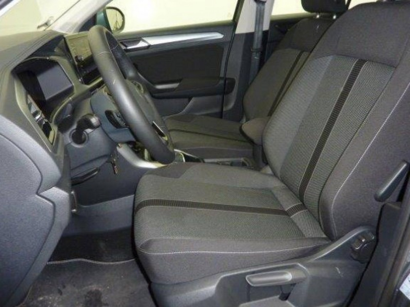 VOLKSWAGEN - T-ROC - #182538 - 22