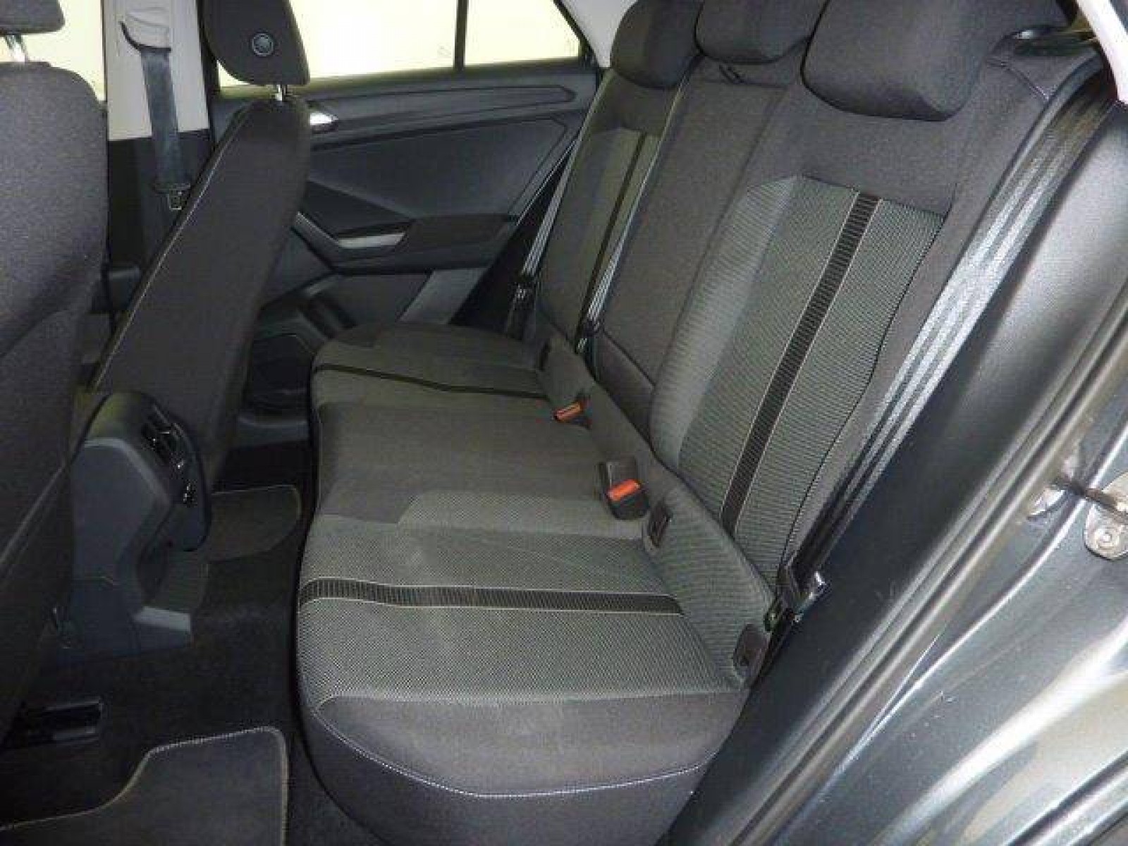 VOLKSWAGEN - T-ROC - #182538 - 8
