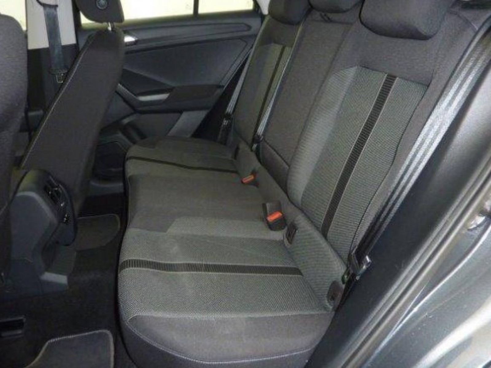 VOLKSWAGEN - T-ROC - #182538 - 23