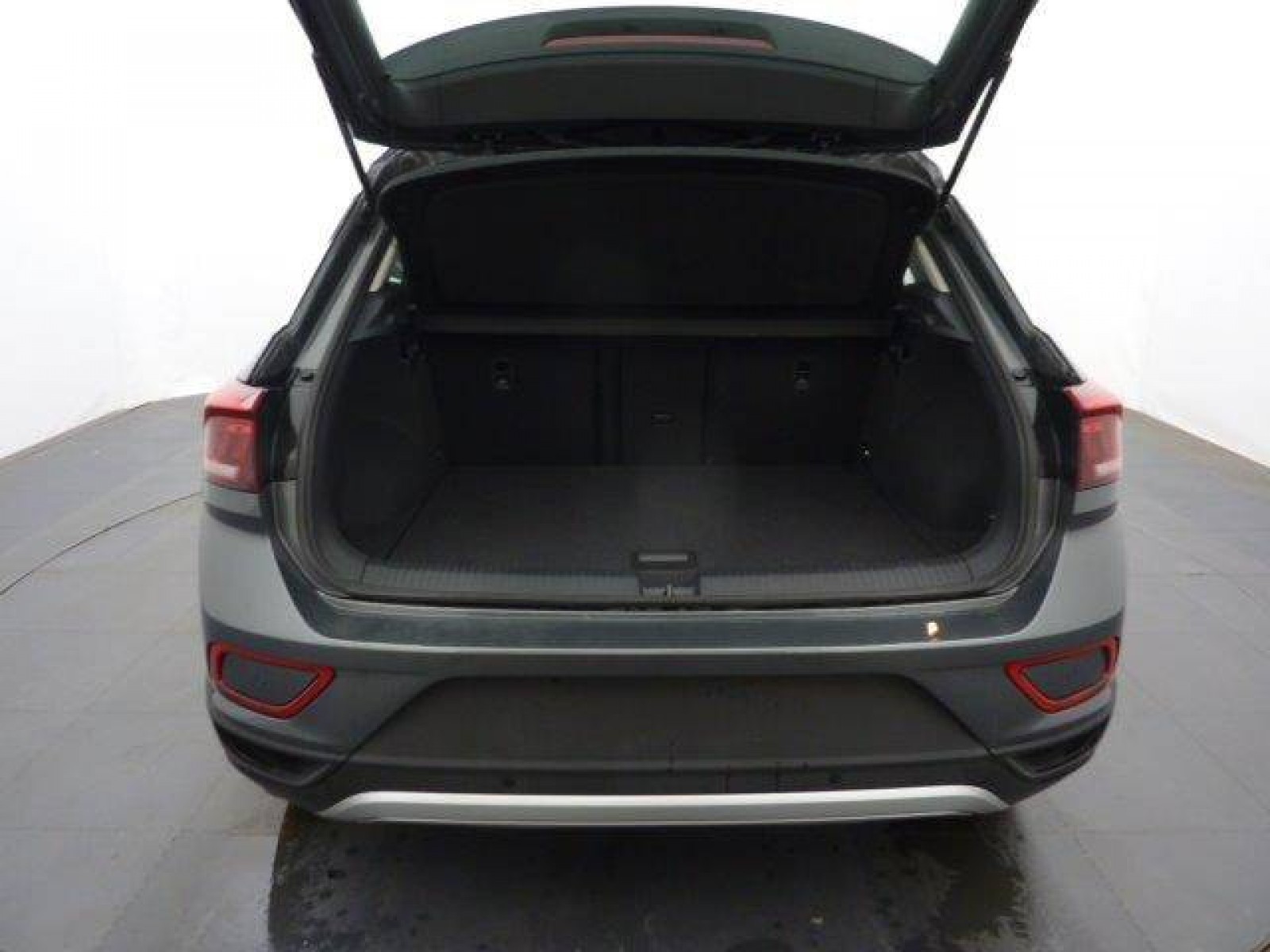 VOLKSWAGEN - T-ROC - #182538 - 13