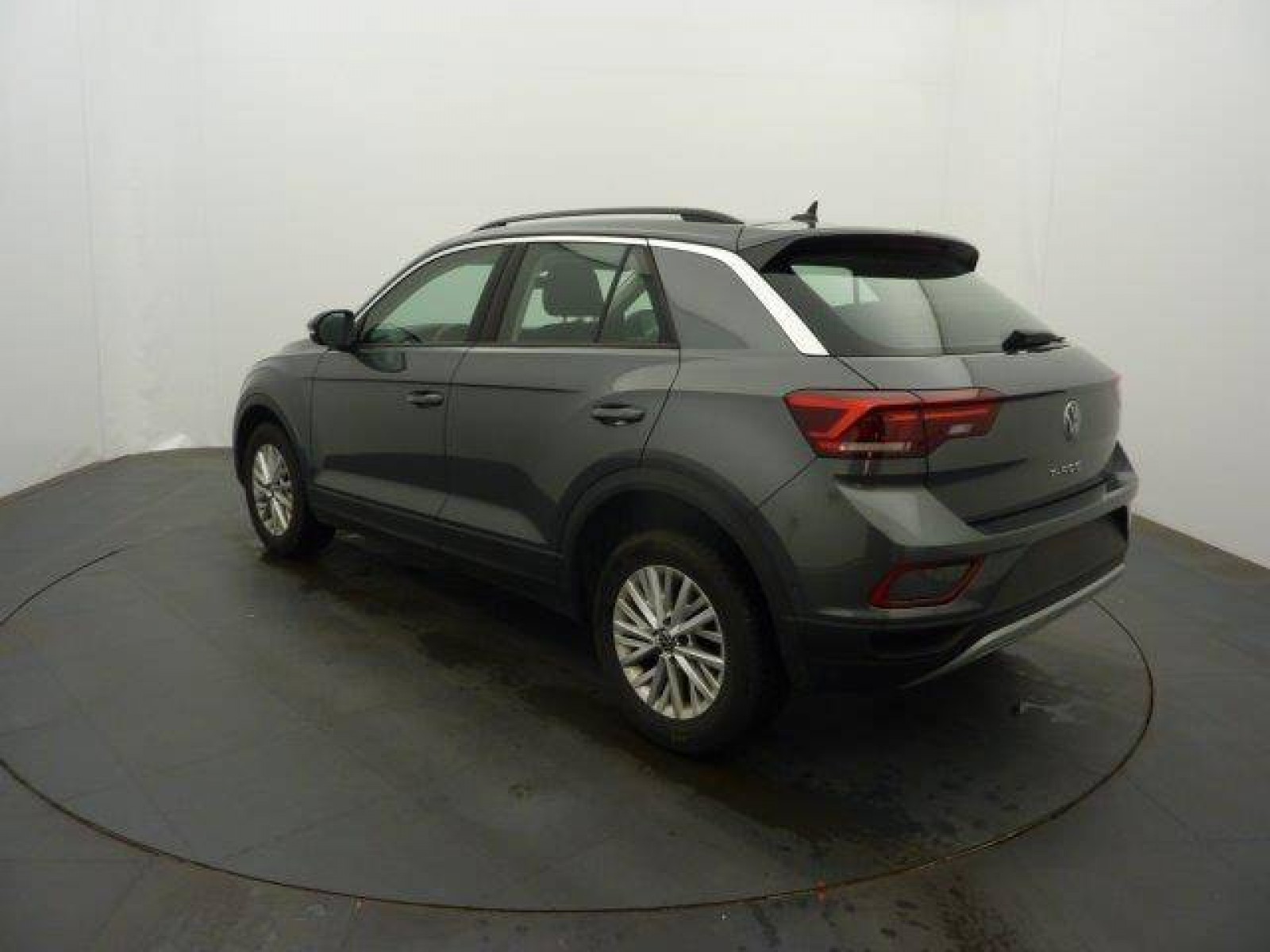 VOLKSWAGEN - T-ROC - #182538 - 2
