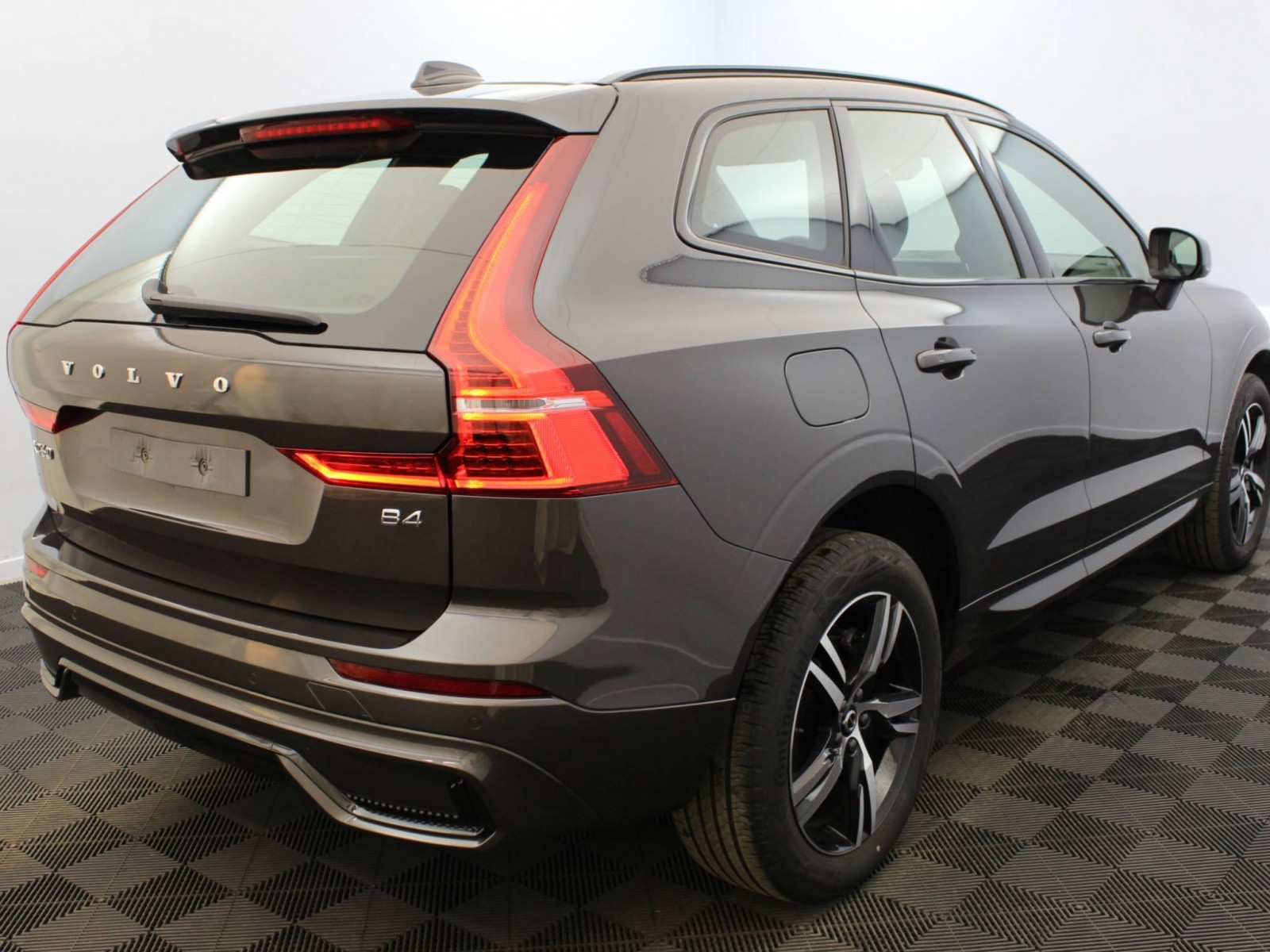VOLVO - XC60 - #181438 - 18