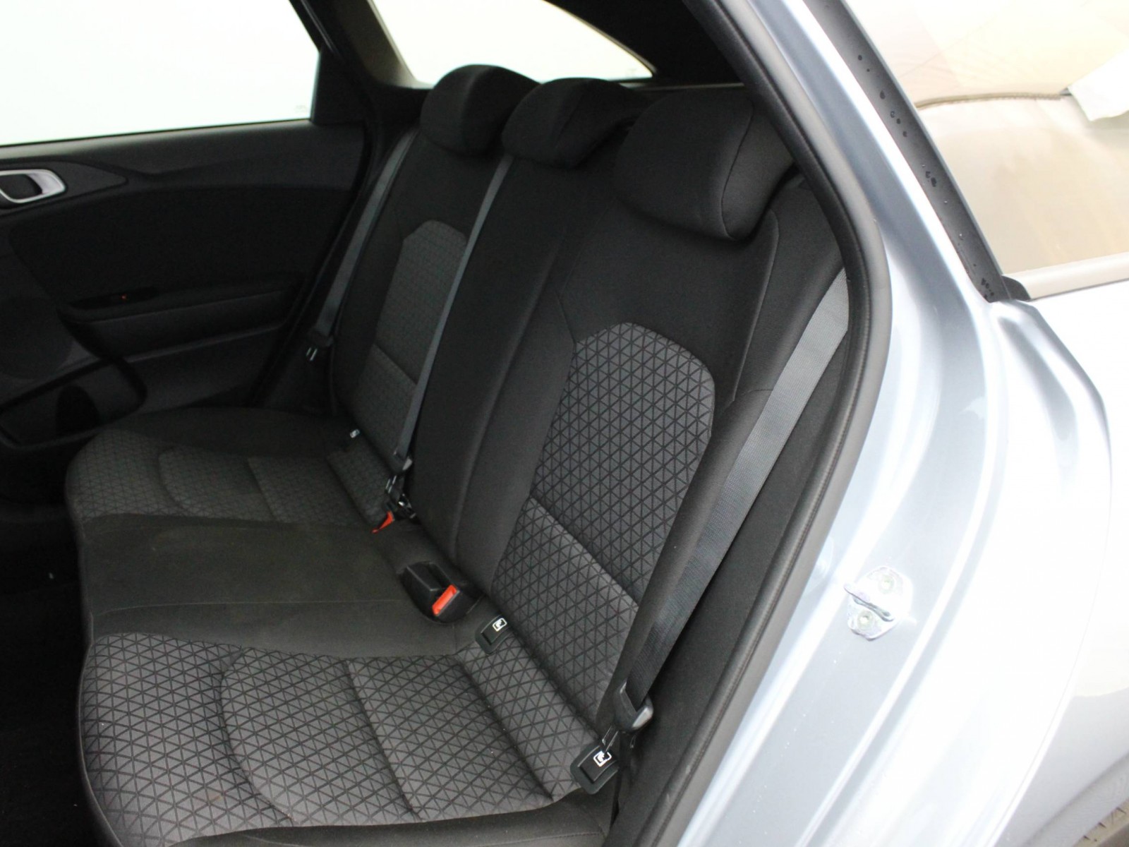 KIA - CEED SW - #181716 - 8