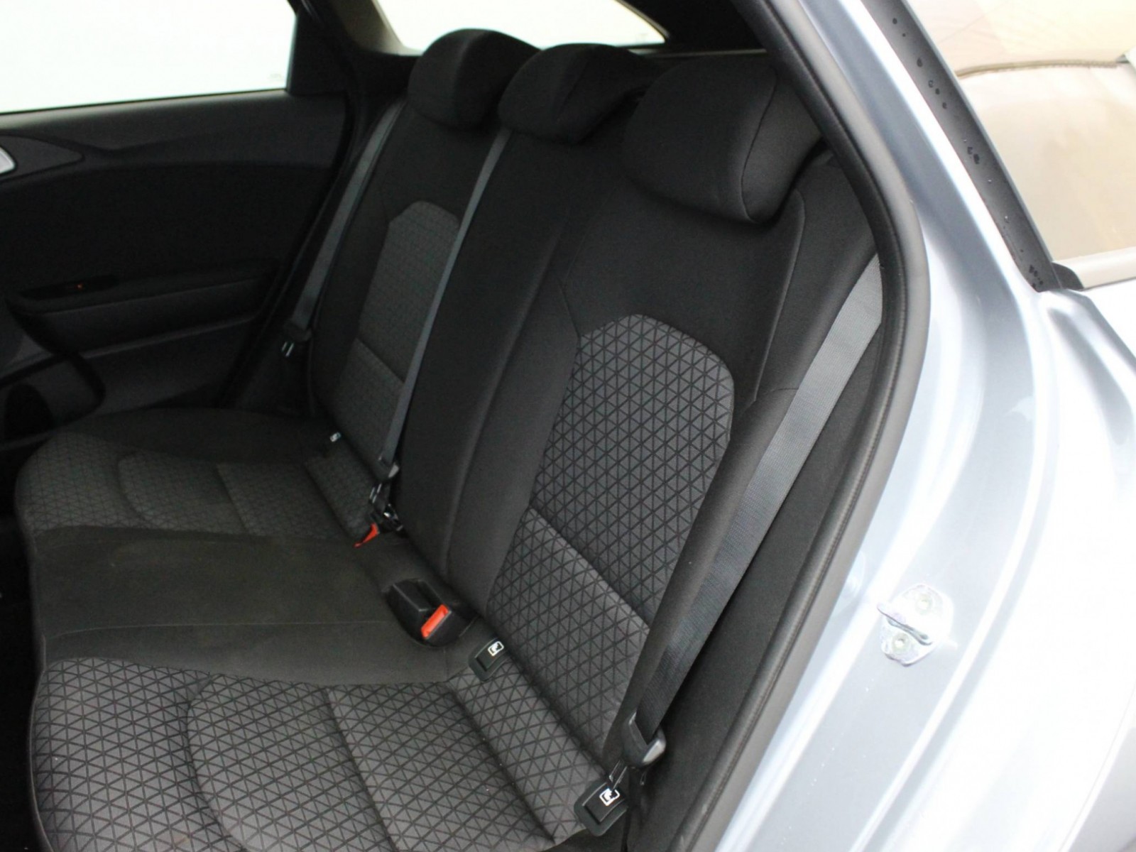 KIA - CEED SW - #181716 - 23
