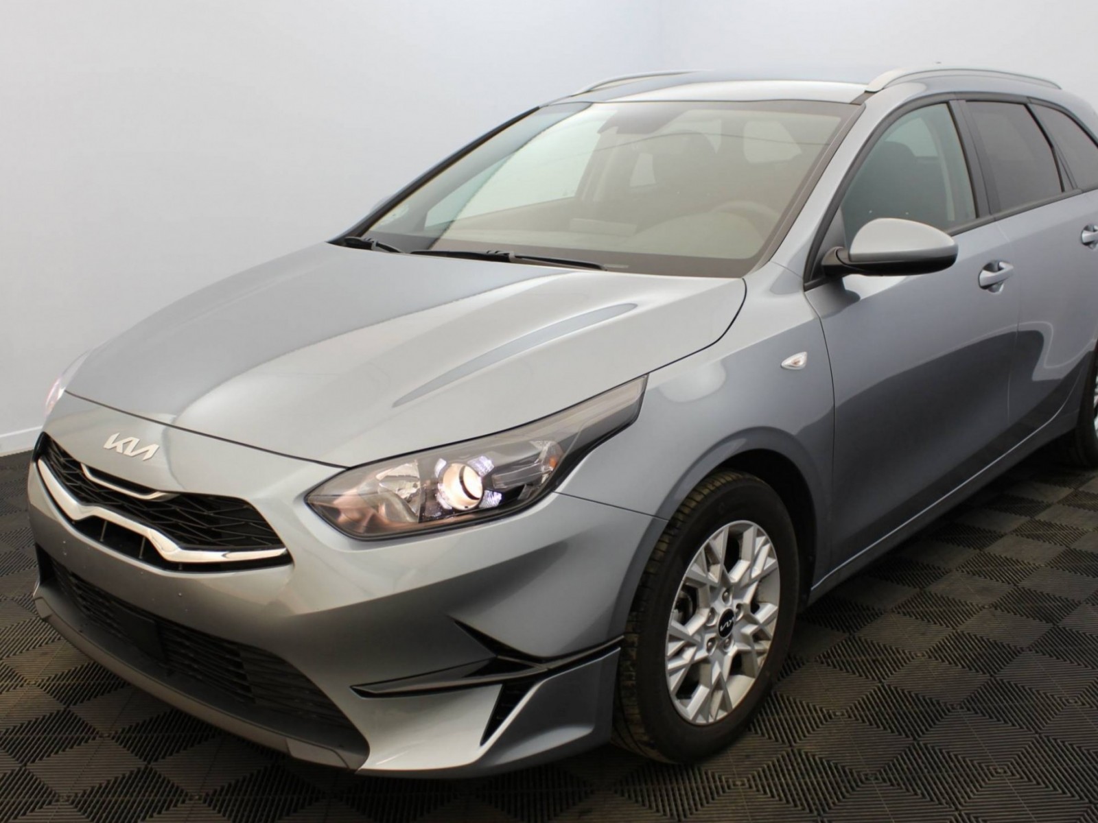 KIA - CEED SW - #181660 - 15