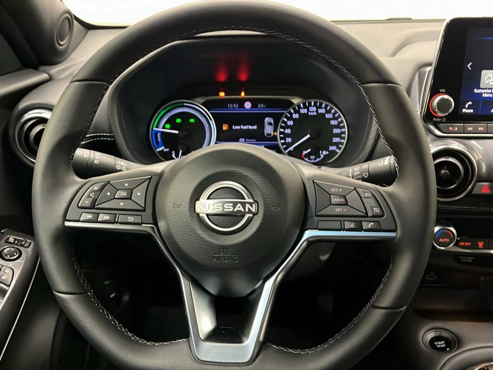 NISSAN - JUKE - #201846 - 10