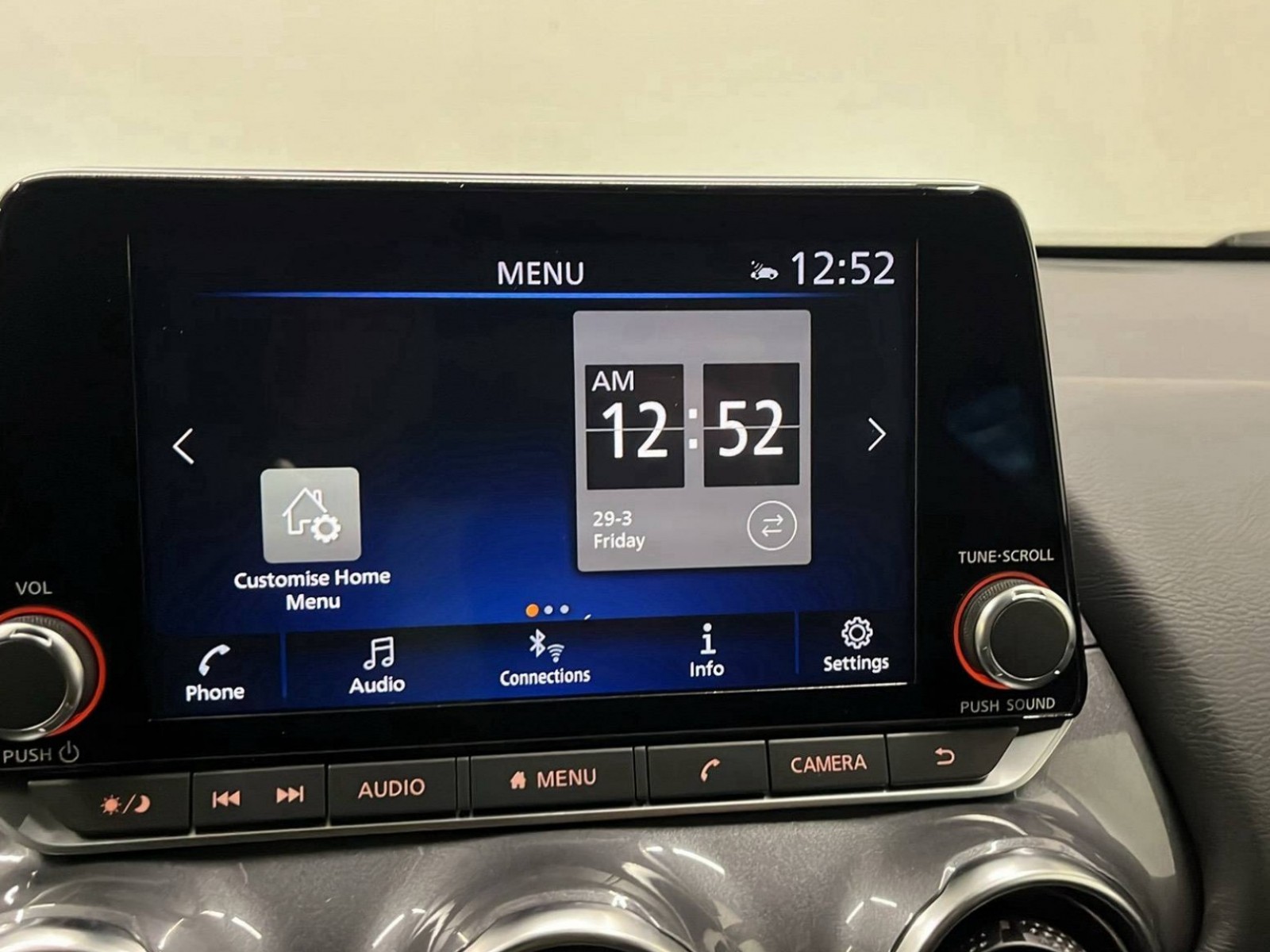 NISSAN - JUKE - #201848 - 11