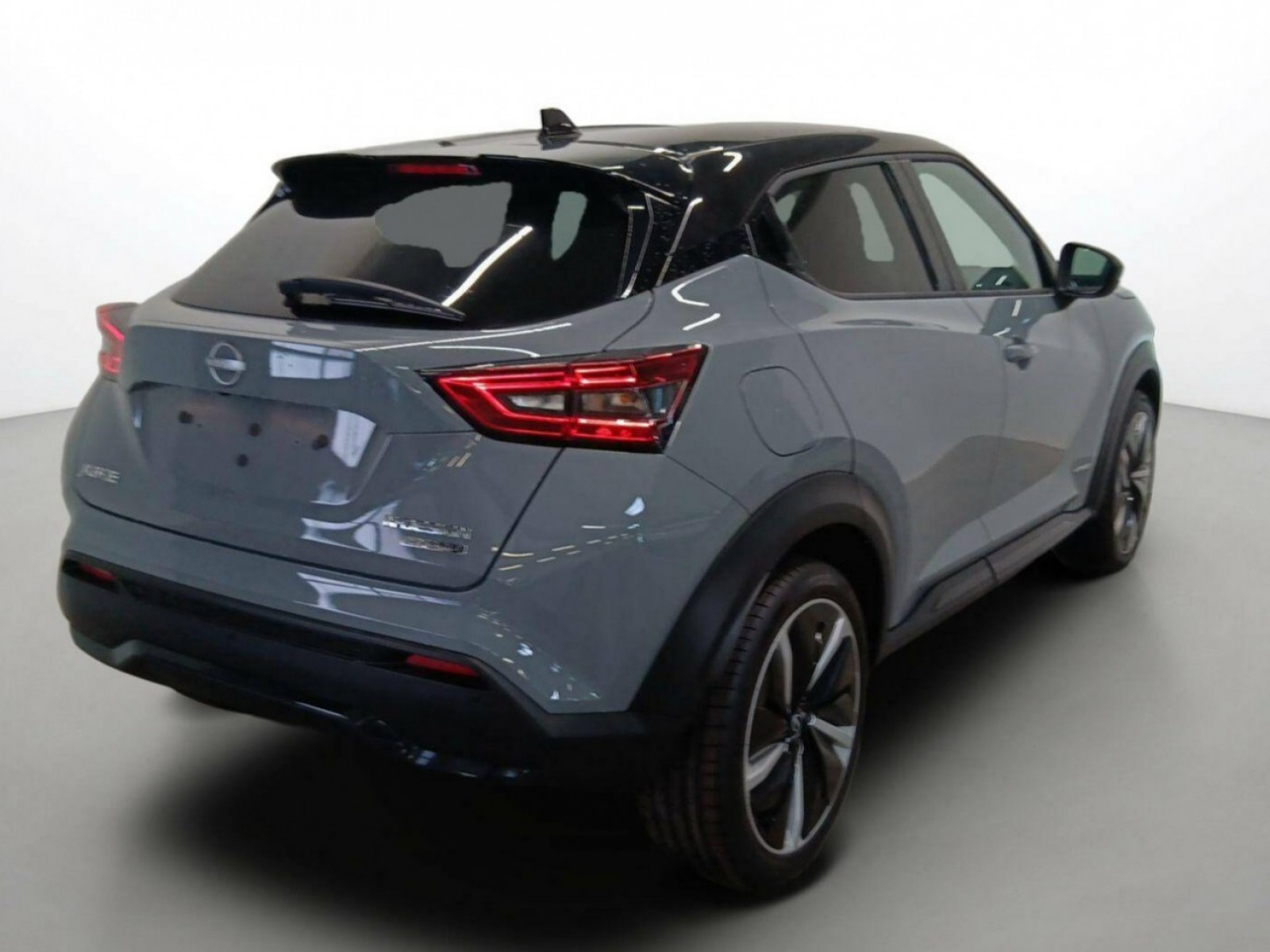 NISSAN - JUKE - #201846 - 18