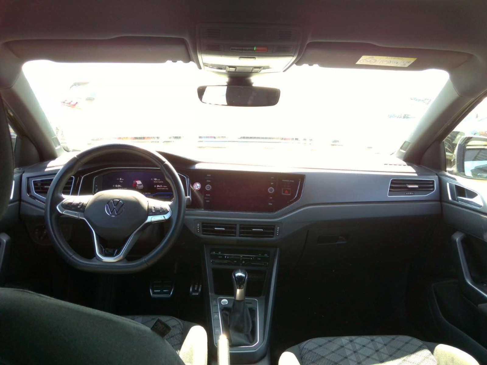 VOLKSWAGEN - TAIGO - #268695 - 3