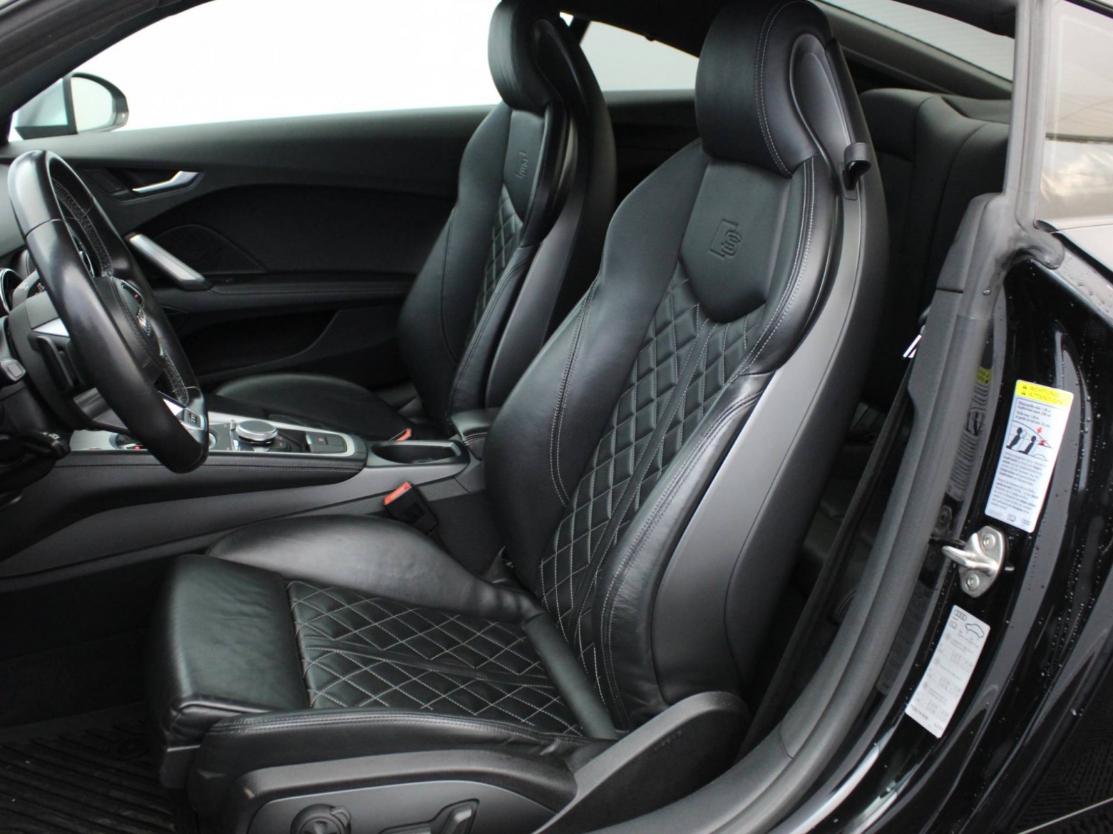 AUDI - TTS COUPE - #183212 - 22