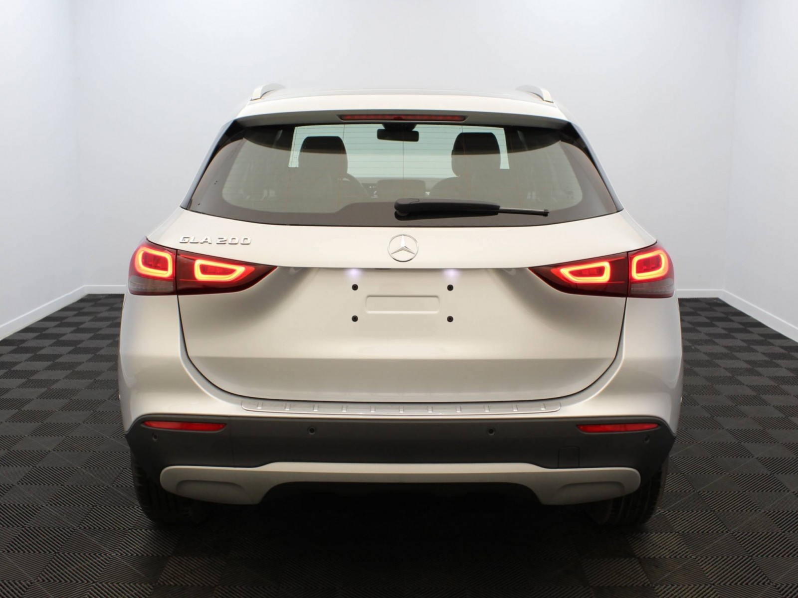 MERCEDES - GLA - #183031 - 5