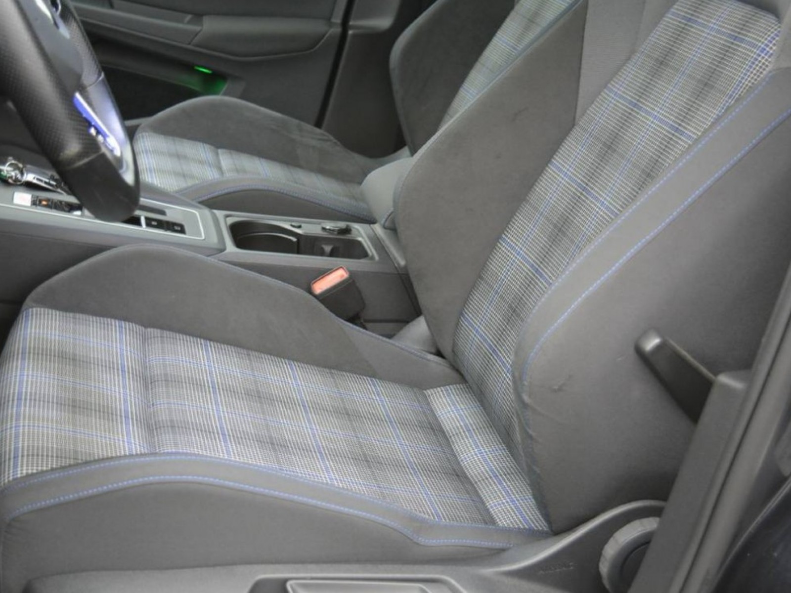VOLKSWAGEN - GOLF - #182696 - 22