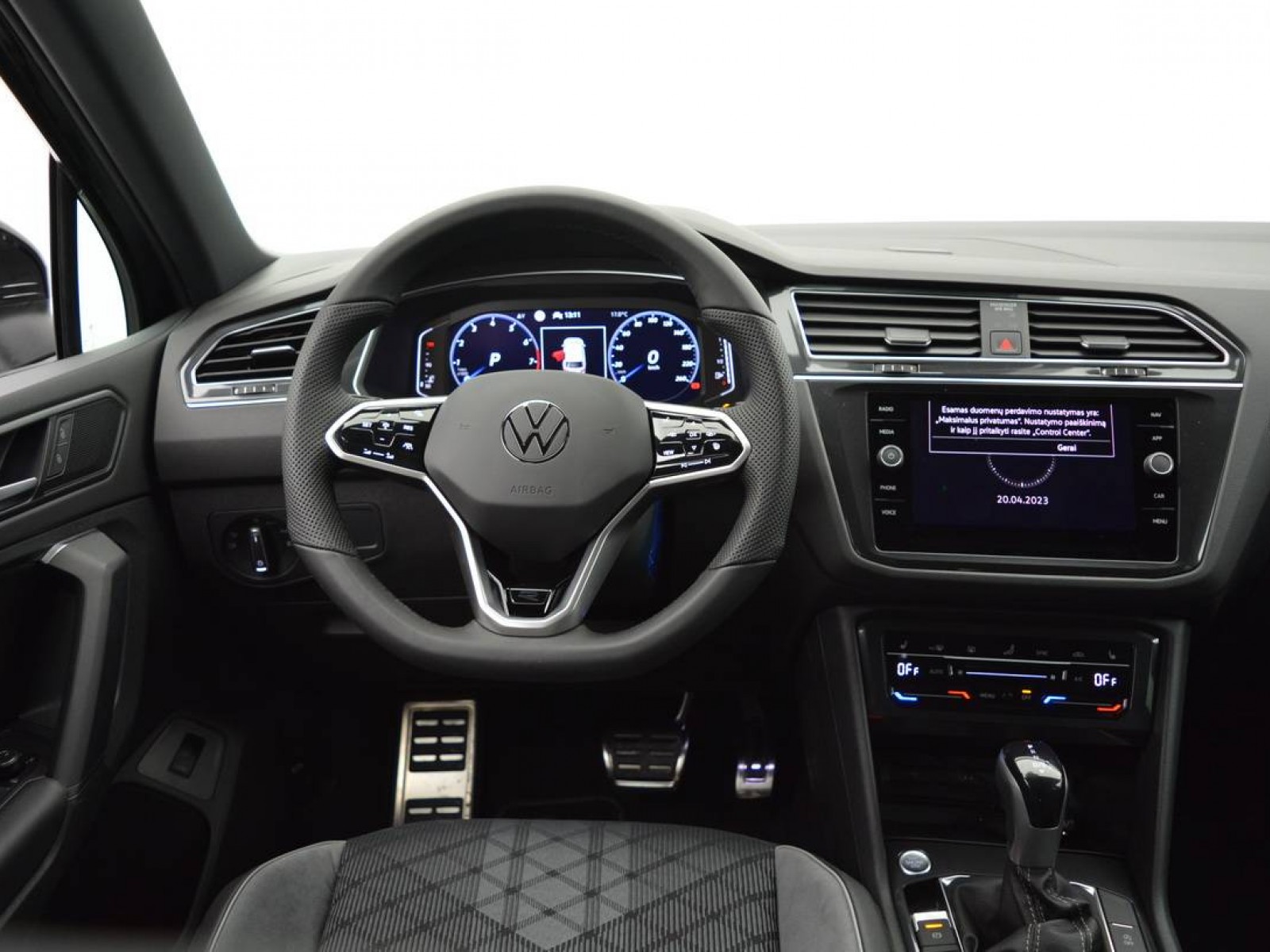 VOLKSWAGEN - TIGUAN - #183131 - 9