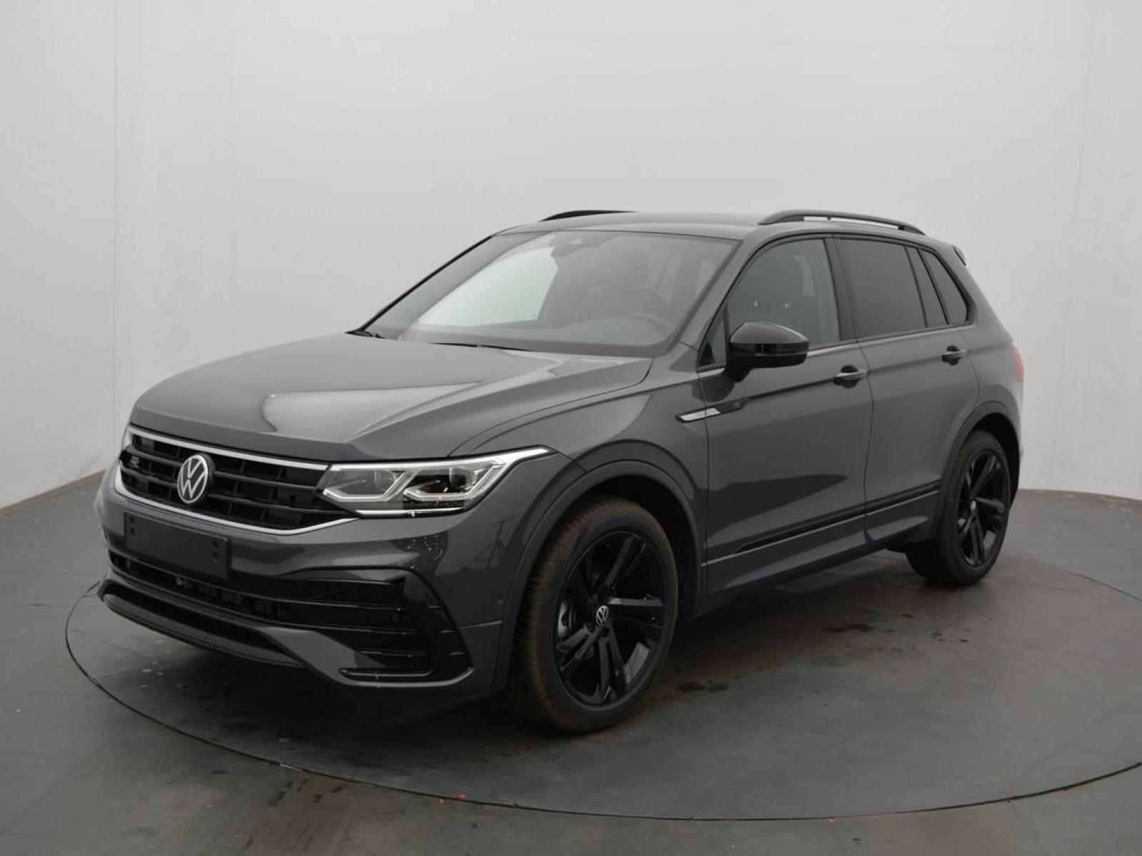 VOLKSWAGEN - TIGUAN - #183133 - 0