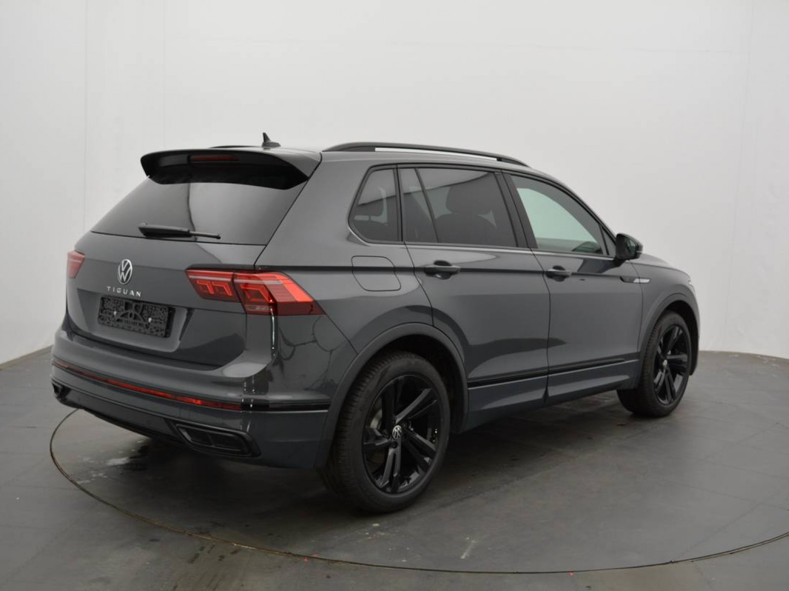 VOLKSWAGEN - TIGUAN - #183133 - 3