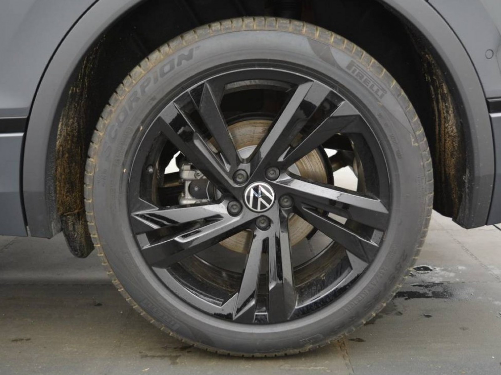 VOLKSWAGEN - TIGUAN - #183133 - 21