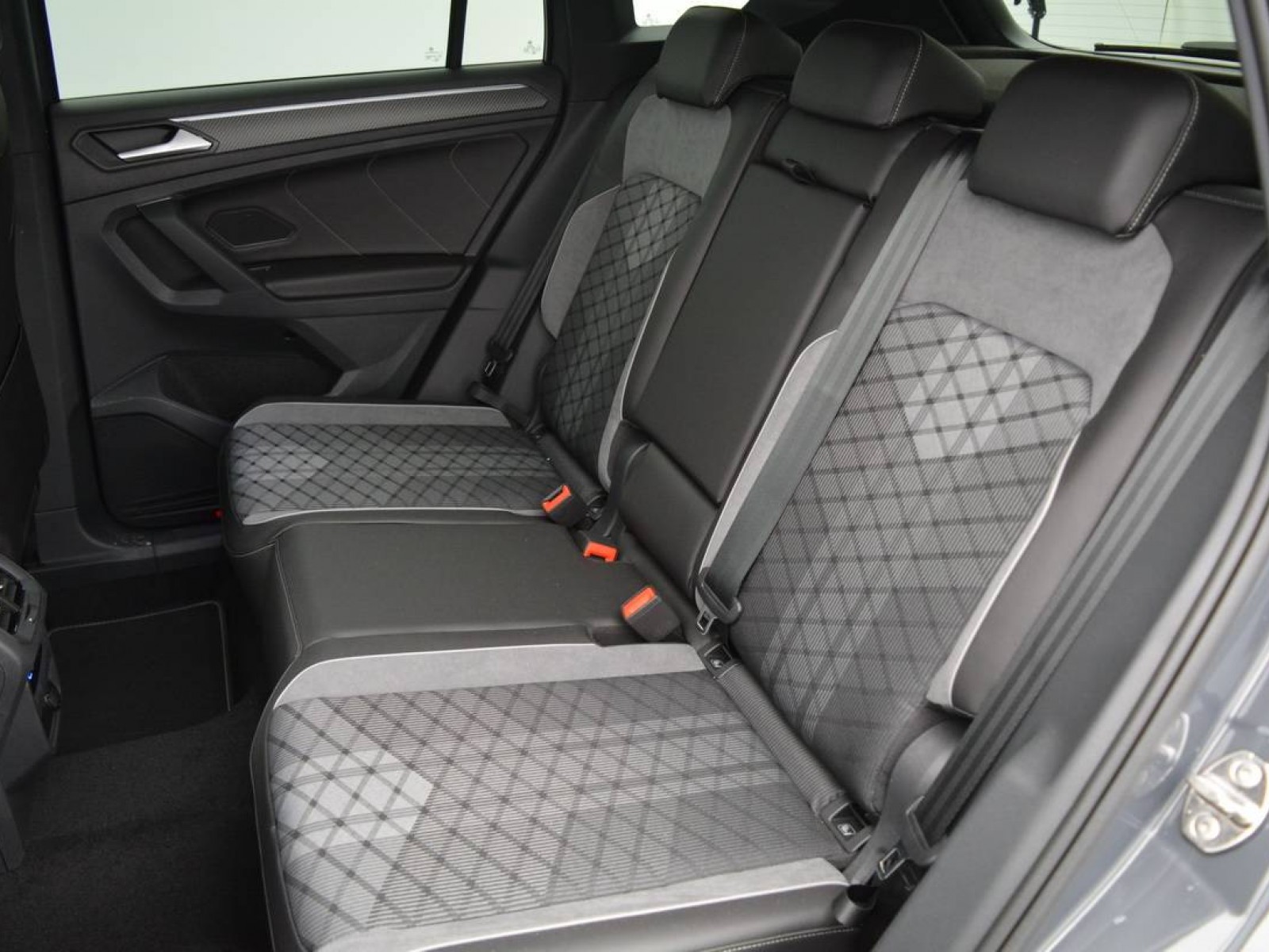 VOLKSWAGEN - TIGUAN - #183133 - 8