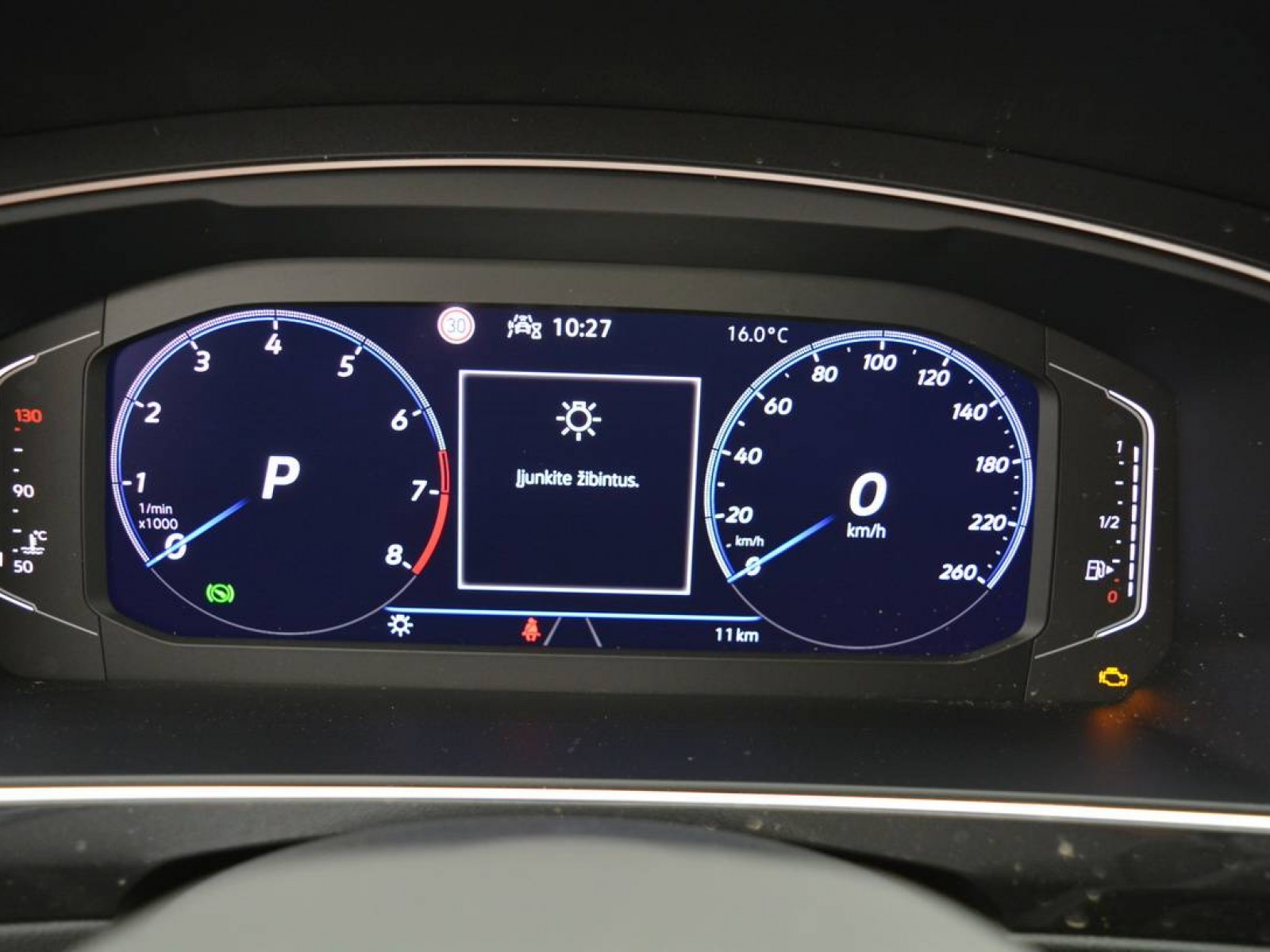 VOLKSWAGEN - TIGUAN - #183133 - 12