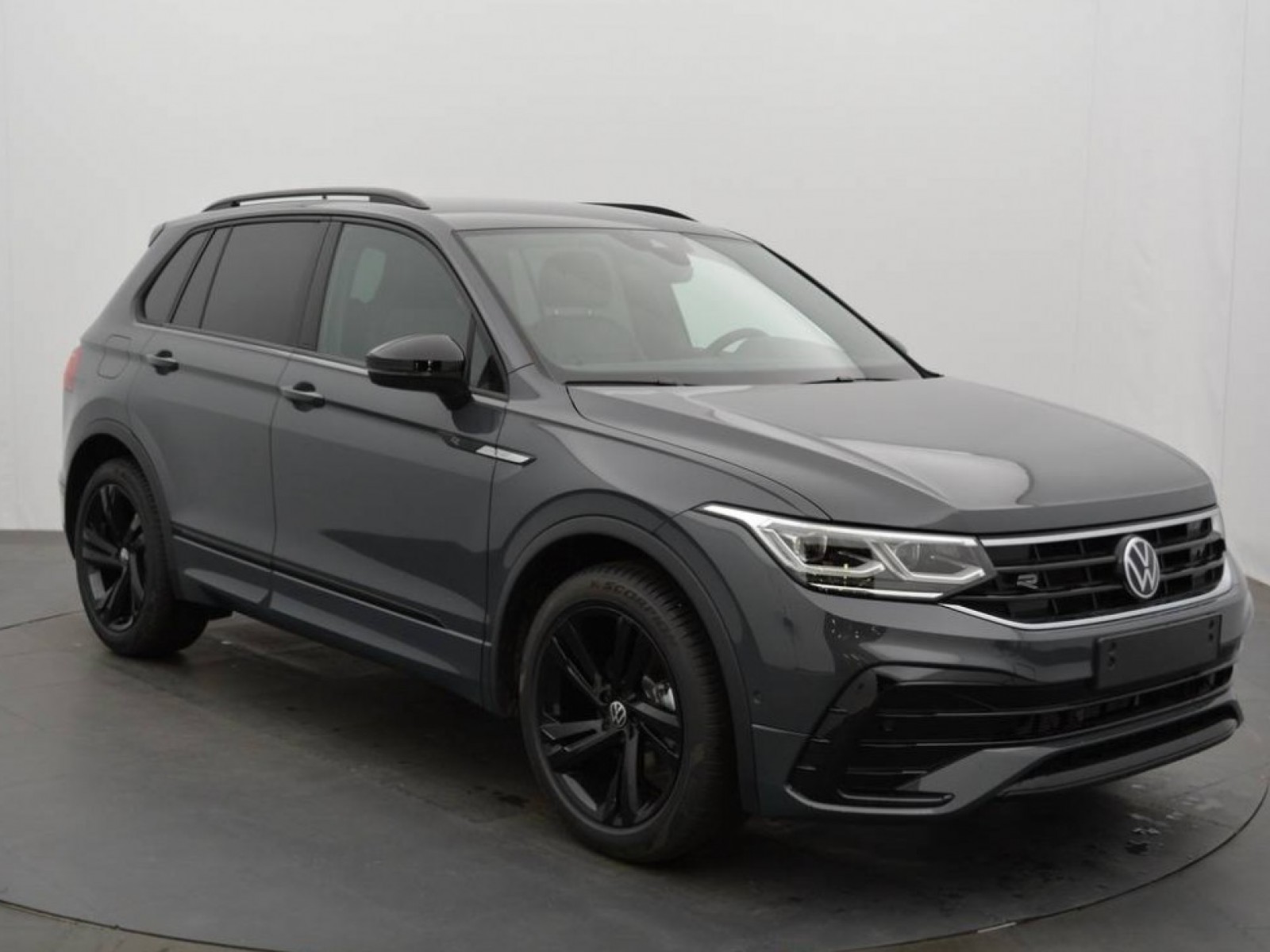 VOLKSWAGEN - TIGUAN - #183133 - 16