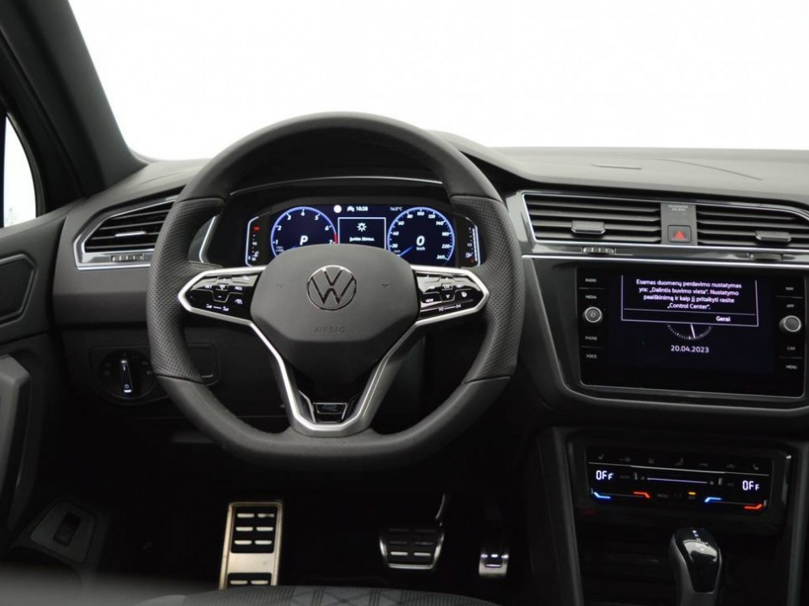 VOLKSWAGEN - TIGUAN - #183133 - 24