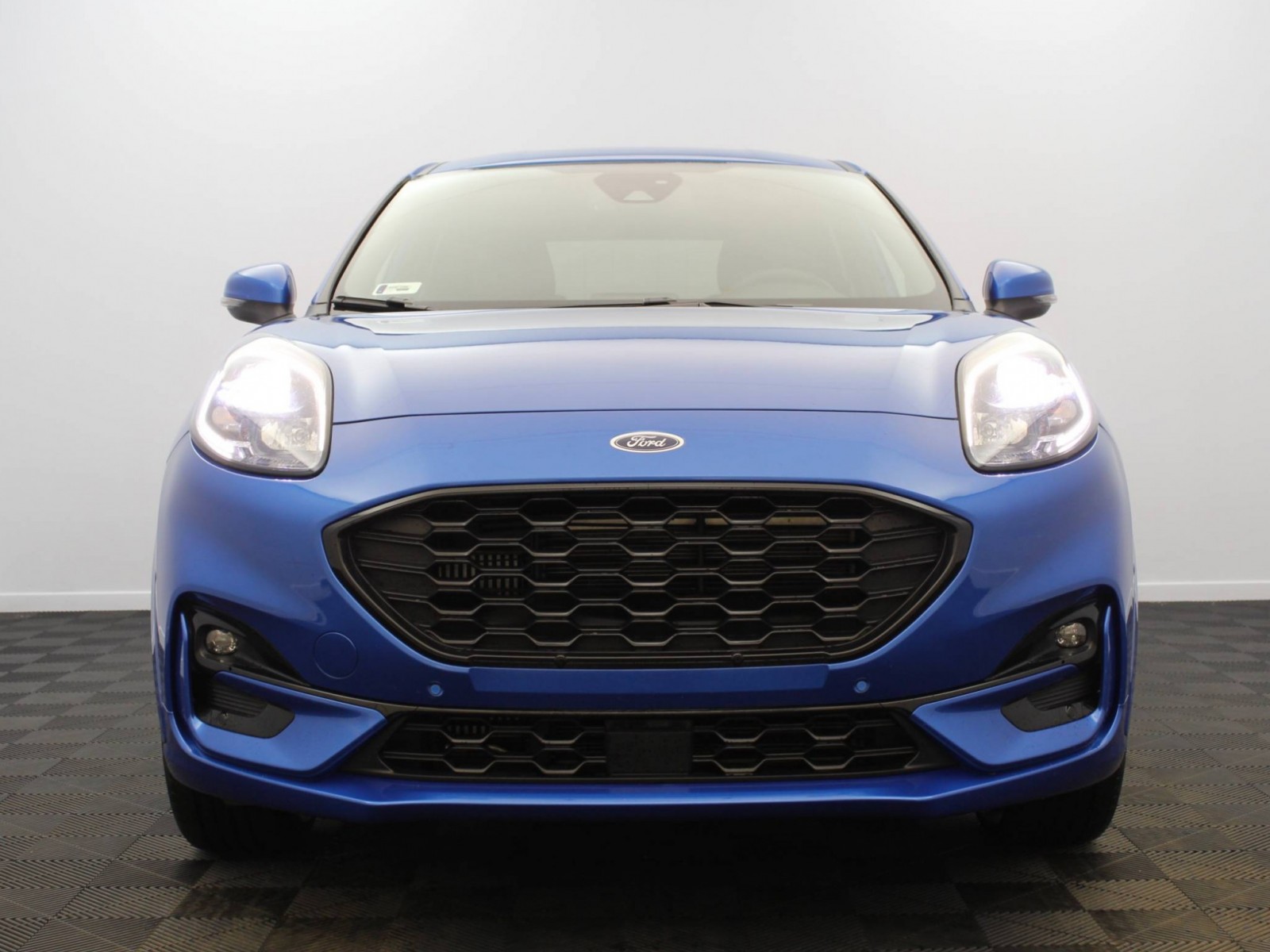 FORD - PUMA - #183028 - 19