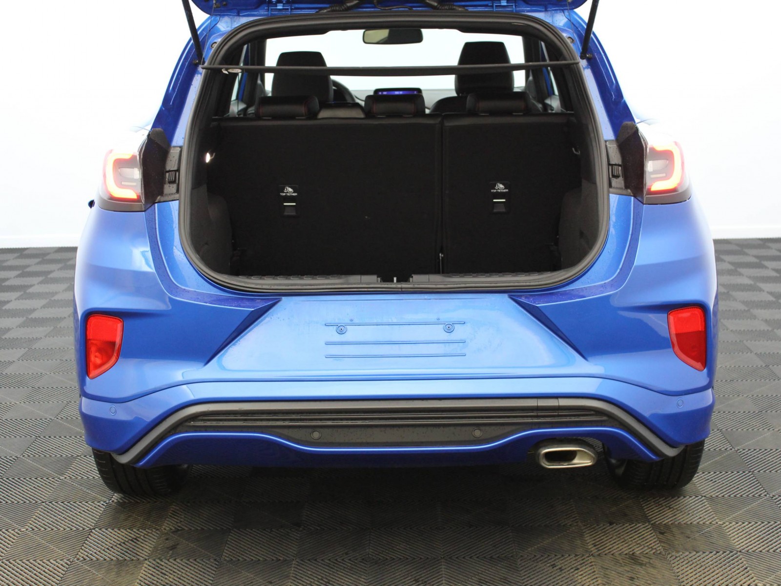 FORD - PUMA - #183028 - 13