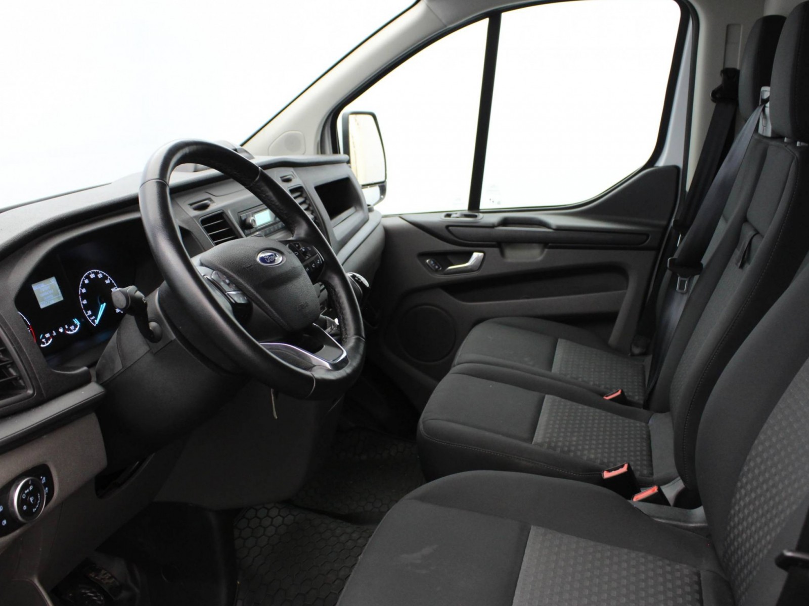 FORD - TRANSIT CUSTOM FOURGON - #183040 - 25