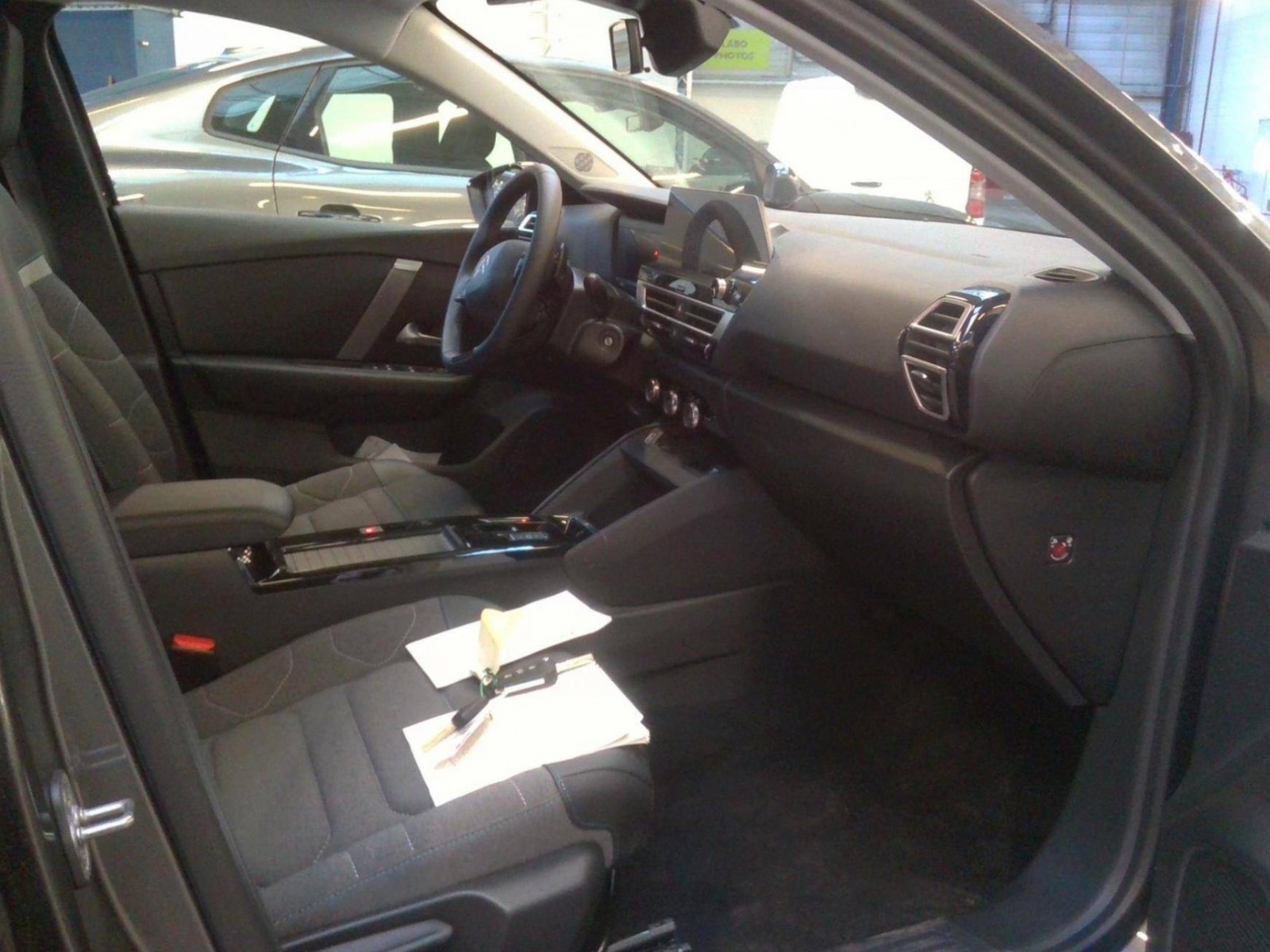 CITROEN - C4 X - #183631 - 6