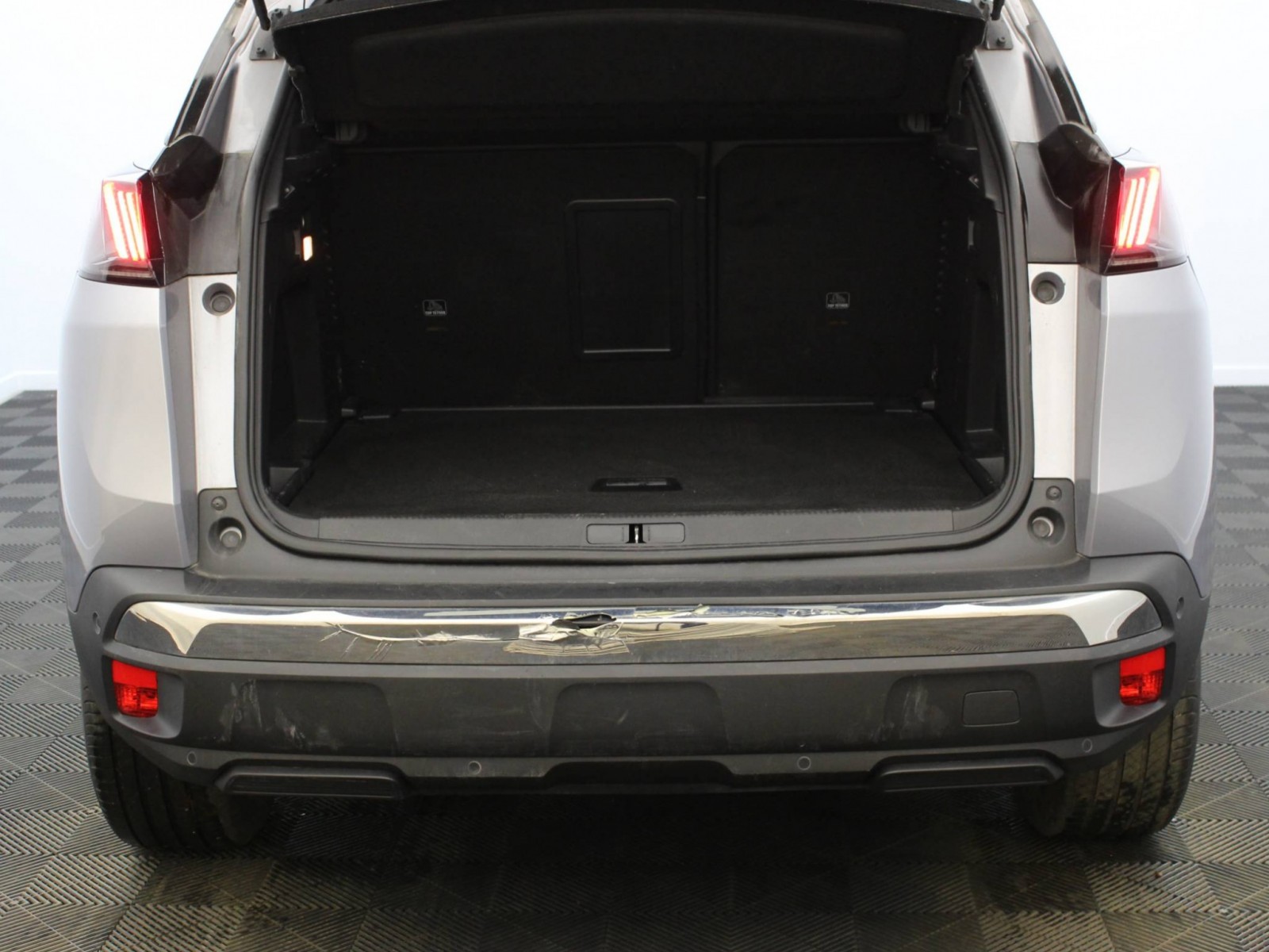 PEUGEOT - 3008 - #182332 - 28