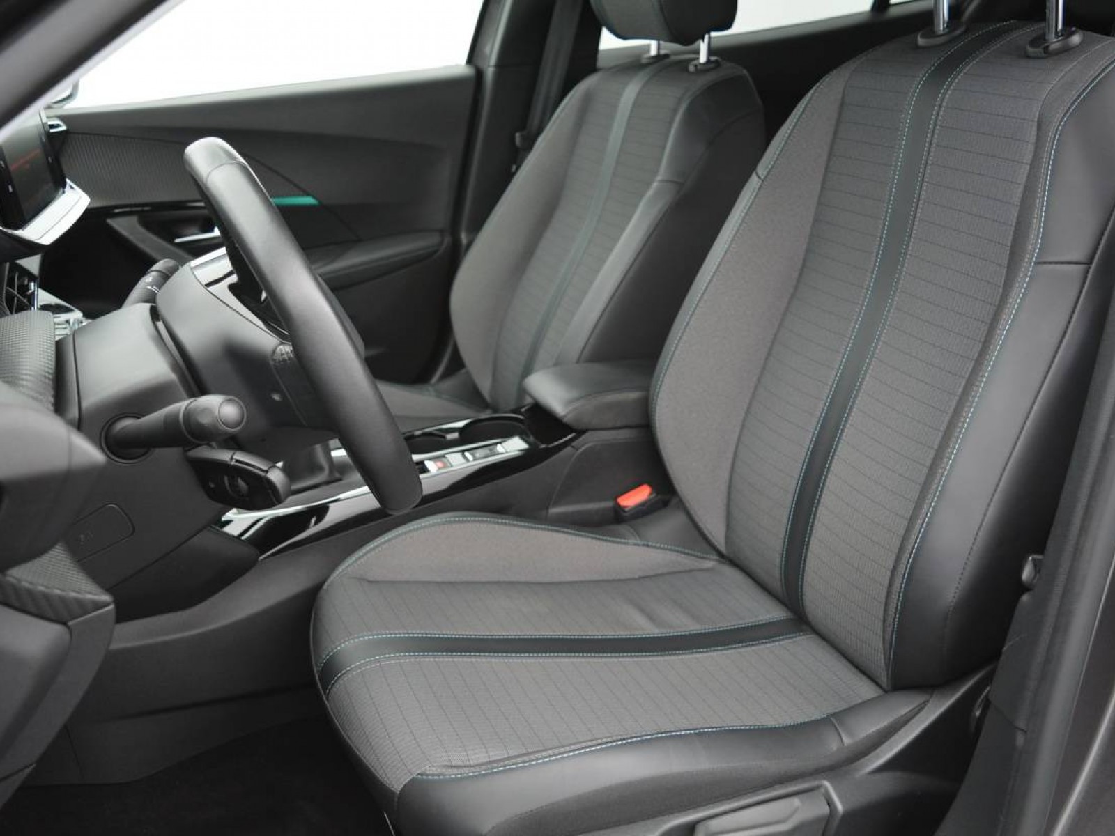 PEUGEOT - 2008 - #182723 - 7