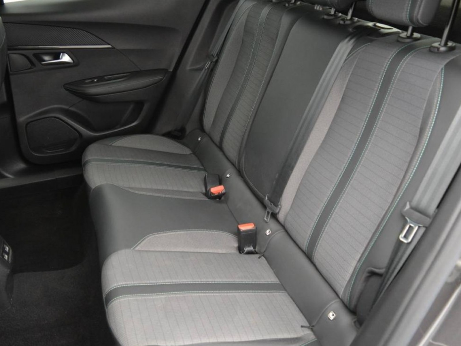 PEUGEOT - 2008 - #182723 - 23
